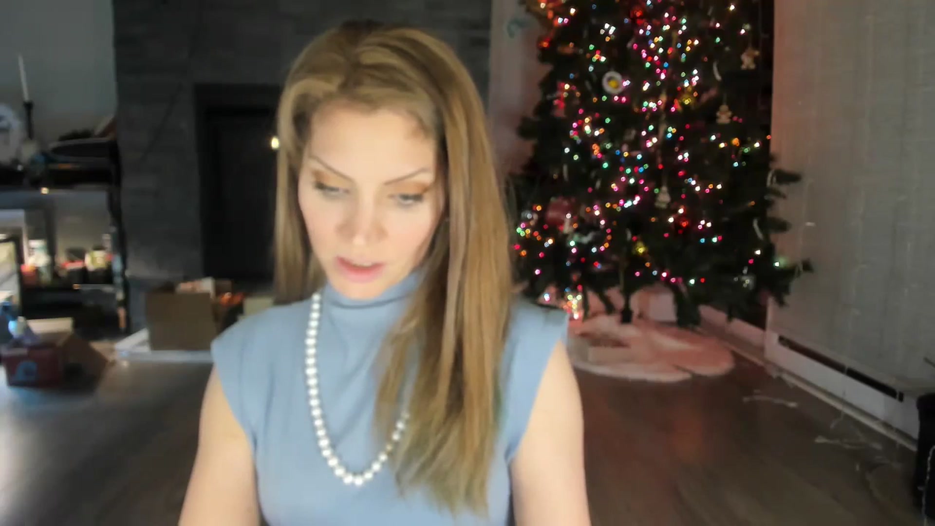 Gallery image thumbnail from Laurel's myfreecams stream on, 12/30/2023, 02:51 image 12 of 20