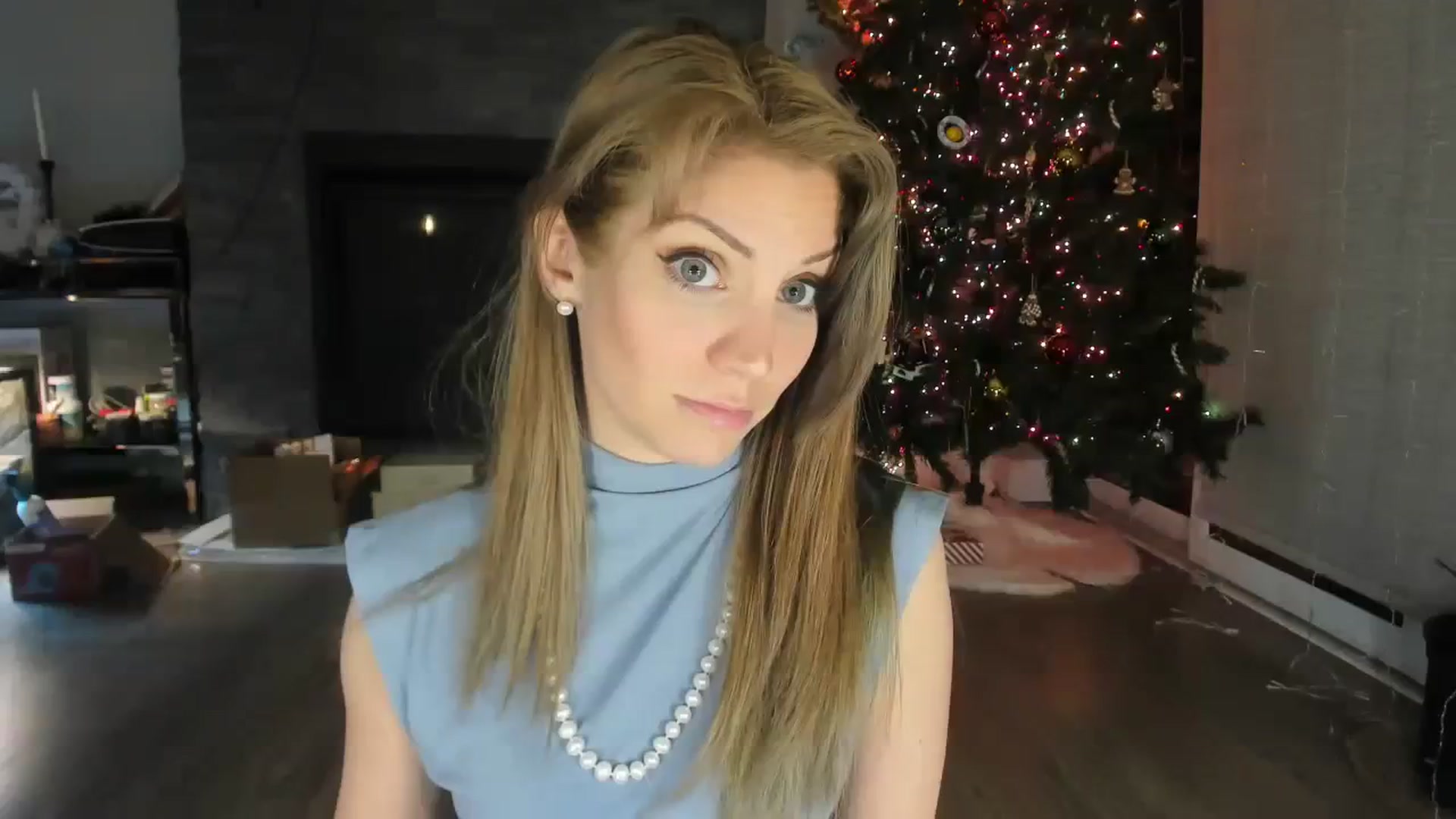 Gallery image thumbnail from Laurel's myfreecams stream on, 12/30/2023, 02:51 image 8 of 20