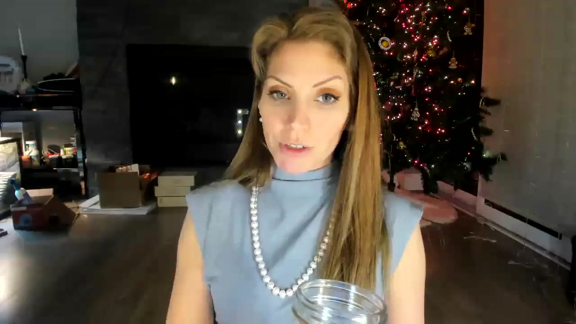 Gallery image thumbnail from Laurel's myfreecams stream on, 12/30/2023, 04:39 image 7 of 20