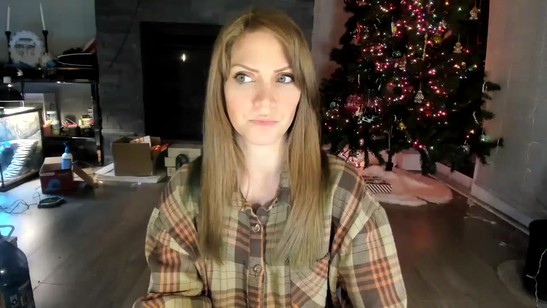 Gallery image thumbnail from Laurel's myfreecams stream on, 12/31/2023, 02:14 image 2 of 20