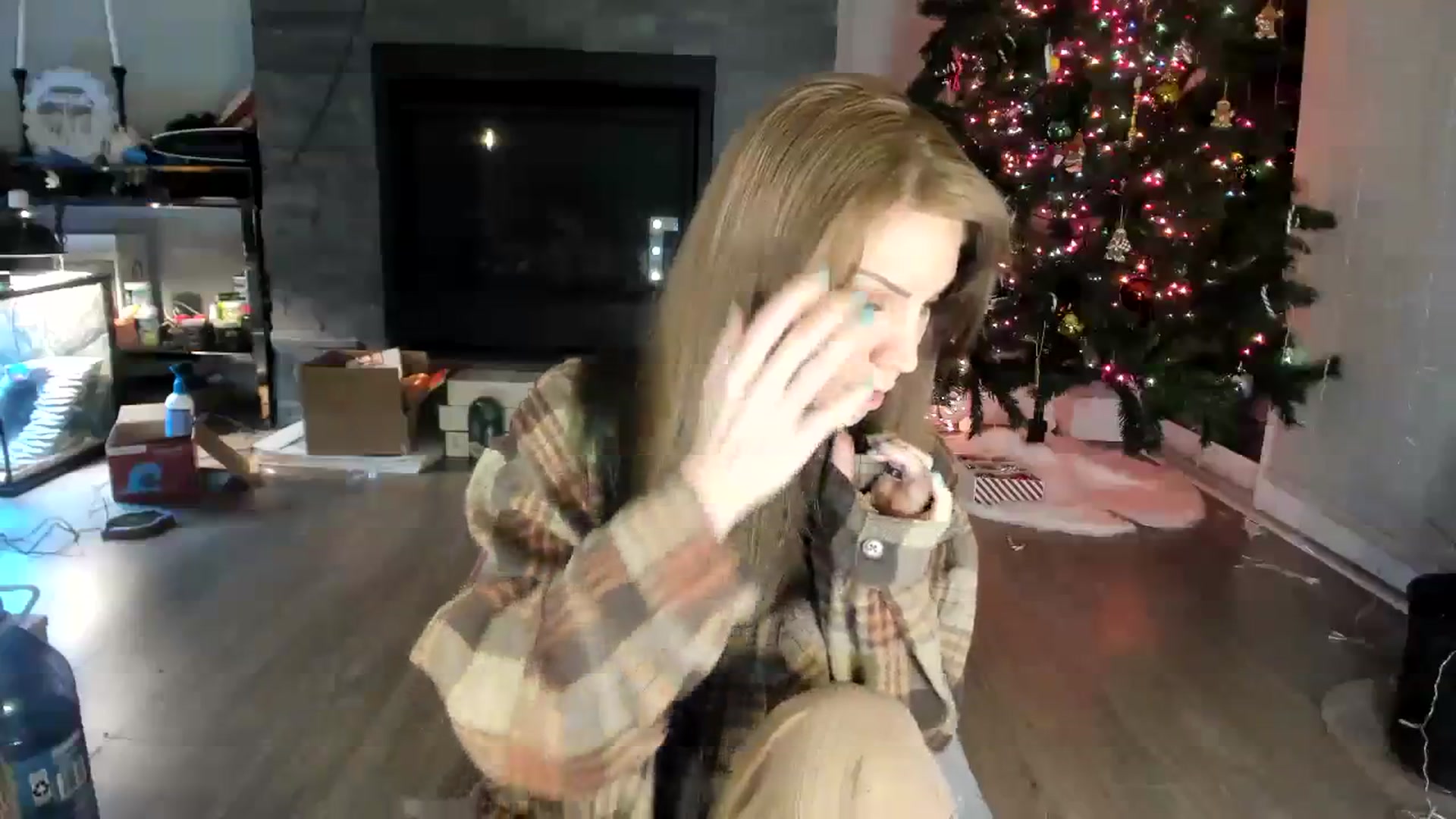 Gallery image thumbnail from Laurel's myfreecams stream on, 12/31/2023, 02:14 image 19 of 20