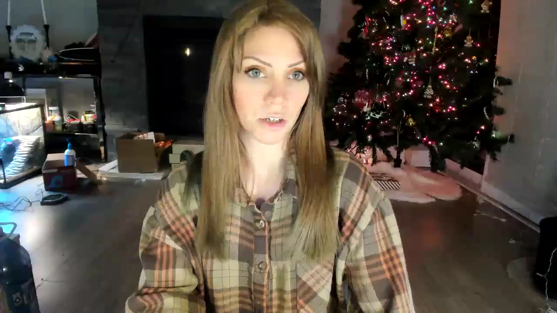 Gallery image thumbnail from Laurel's myfreecams stream on, 12/31/2023, 02:14 image 4 of 20