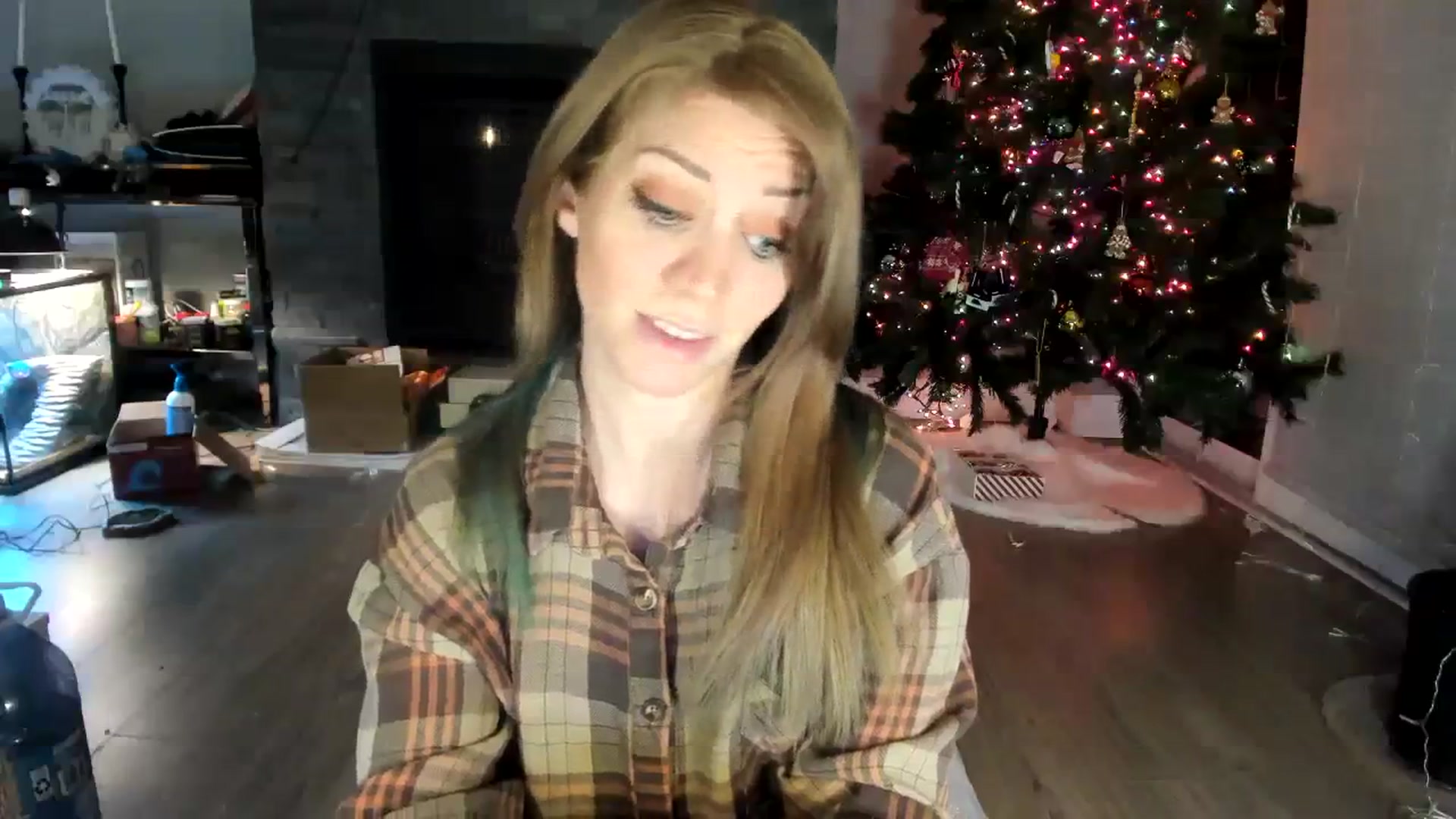 Gallery image thumbnail from Laurel's myfreecams stream on, 12/31/2023, 02:14 image 20 of 20