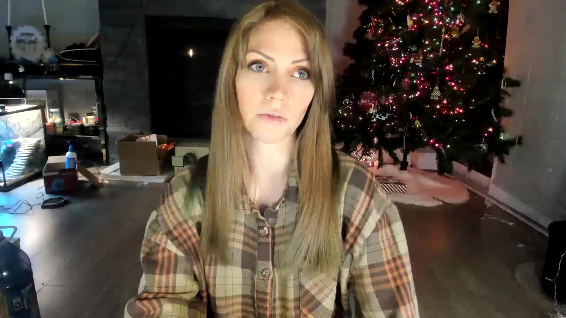 Gallery image thumbnail from Laurel's myfreecams stream on, 12/31/2023, 02:14 image 5 of 20