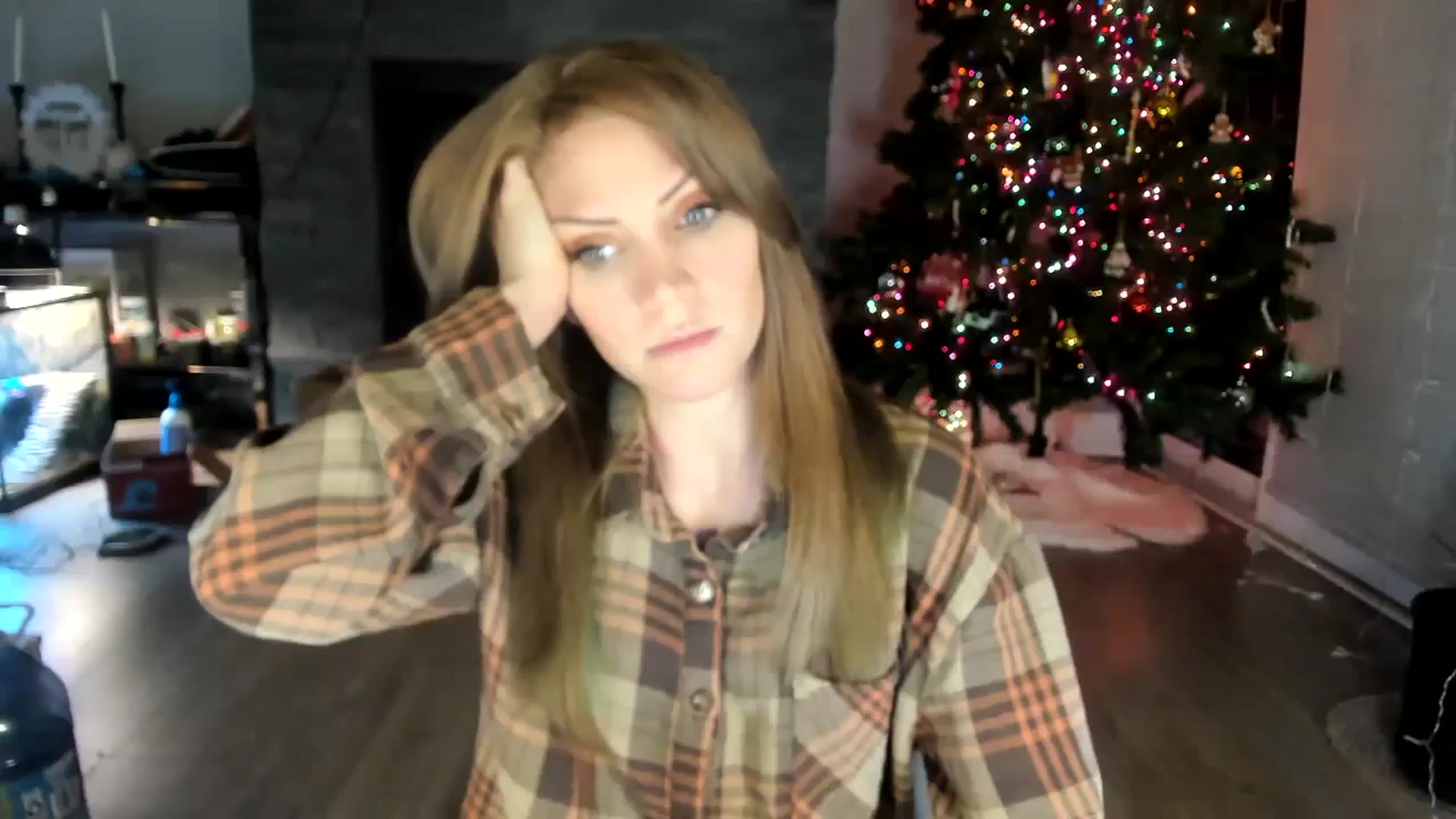Gallery image thumbnail from Laurel's myfreecams stream on, 12/31/2023, 02:14 image 1 of 20