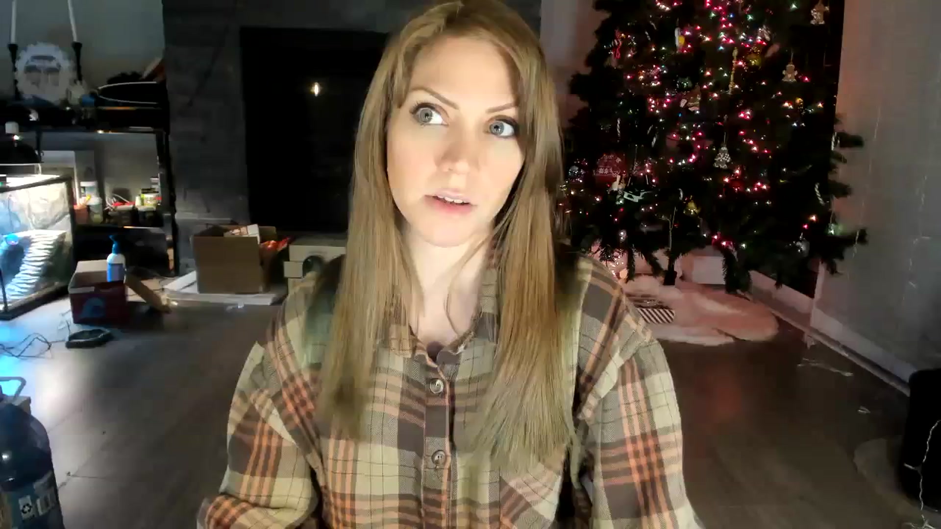 Gallery image thumbnail from Laurel's myfreecams stream on, 12/31/2023, 02:14 image 17 of 20