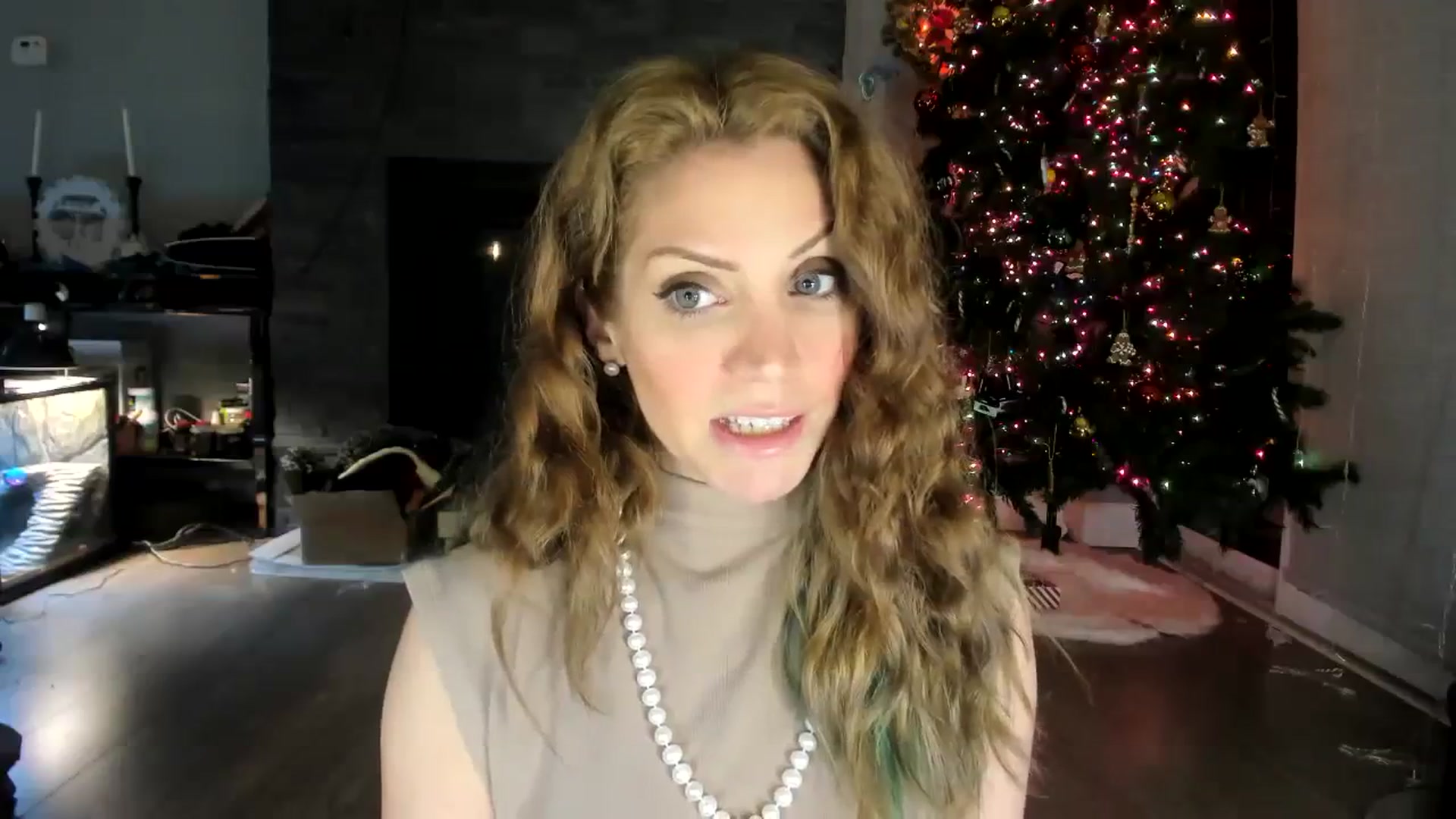Gallery image thumbnail from Laurel's myfreecams stream on, 01/03/2024, 03:22 image 15 of 20