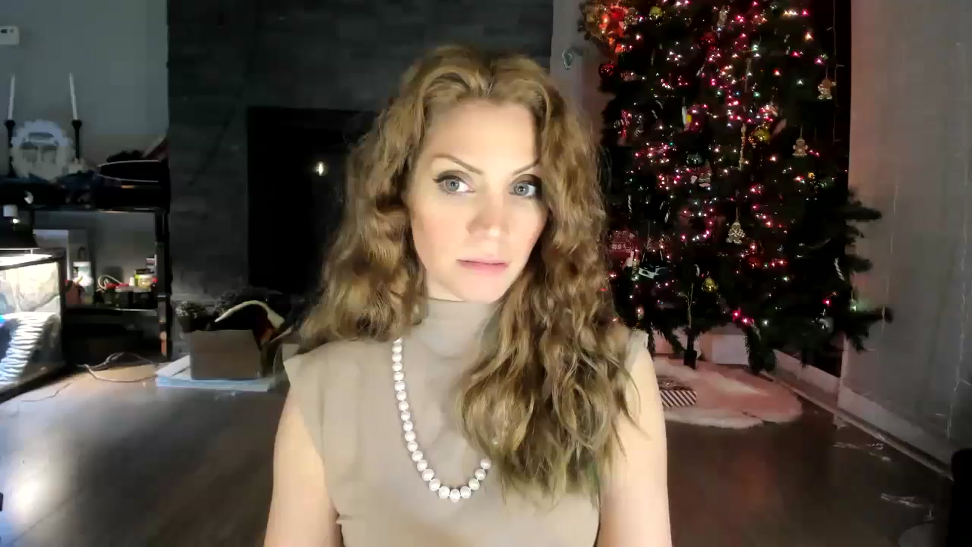 Gallery image thumbnail from Laurel's myfreecams stream on, 01/03/2024, 03:22 image 12 of 20