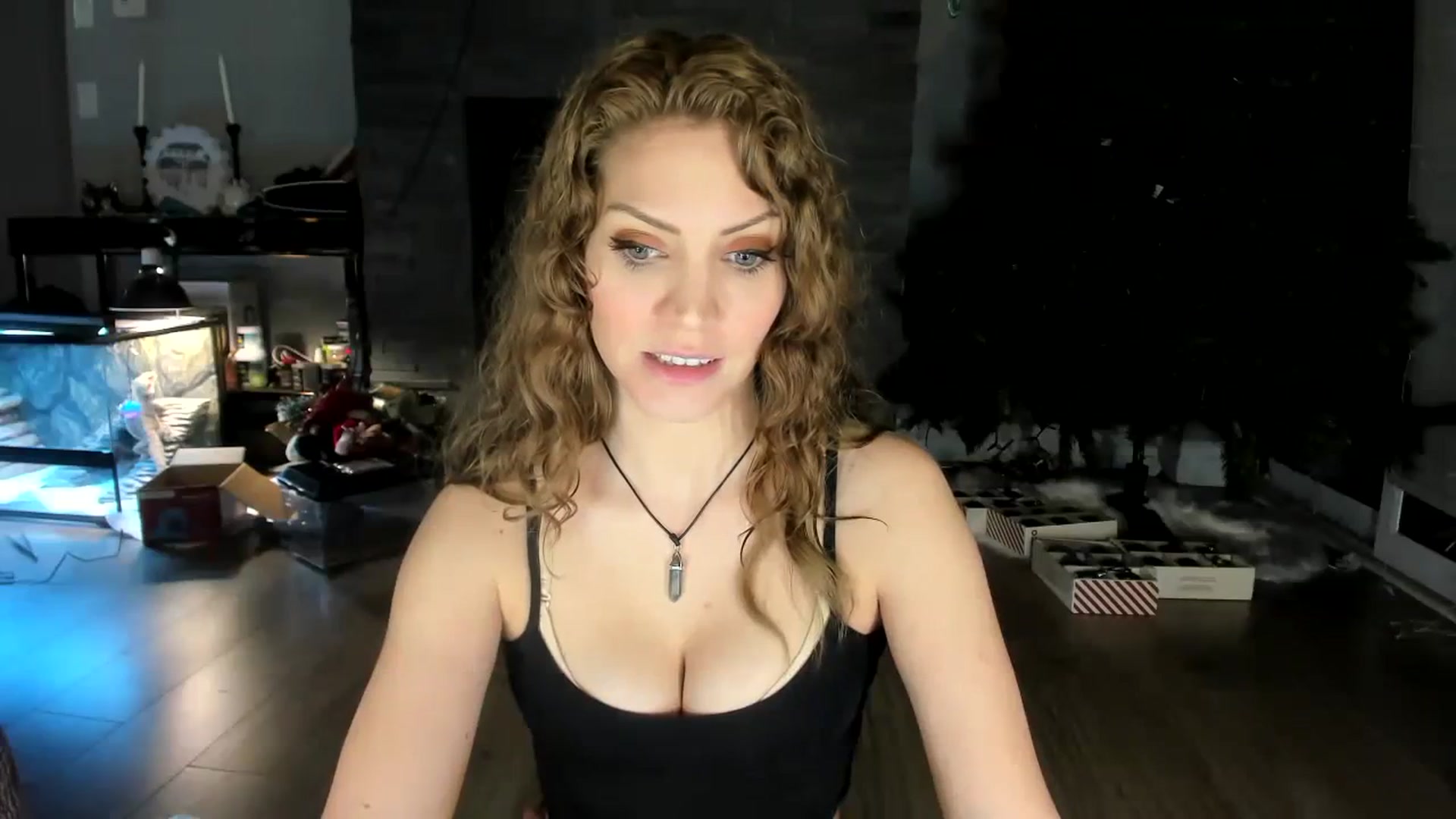 Gallery image thumbnail from Laurel's myfreecams stream on, 01/06/2024, 04:22 image 4 of 20