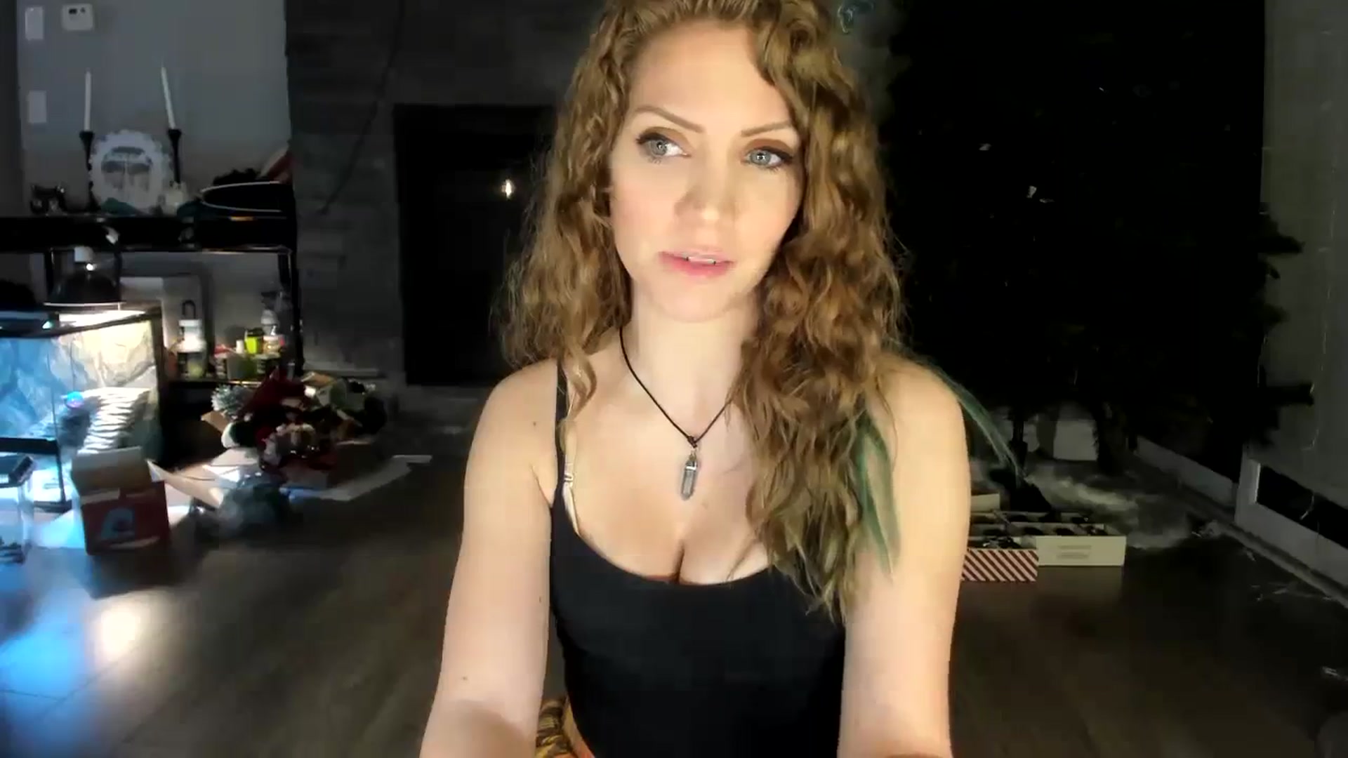 Gallery image thumbnail from Laurel's myfreecams stream on, 01/06/2024, 04:22 image 13 of 20