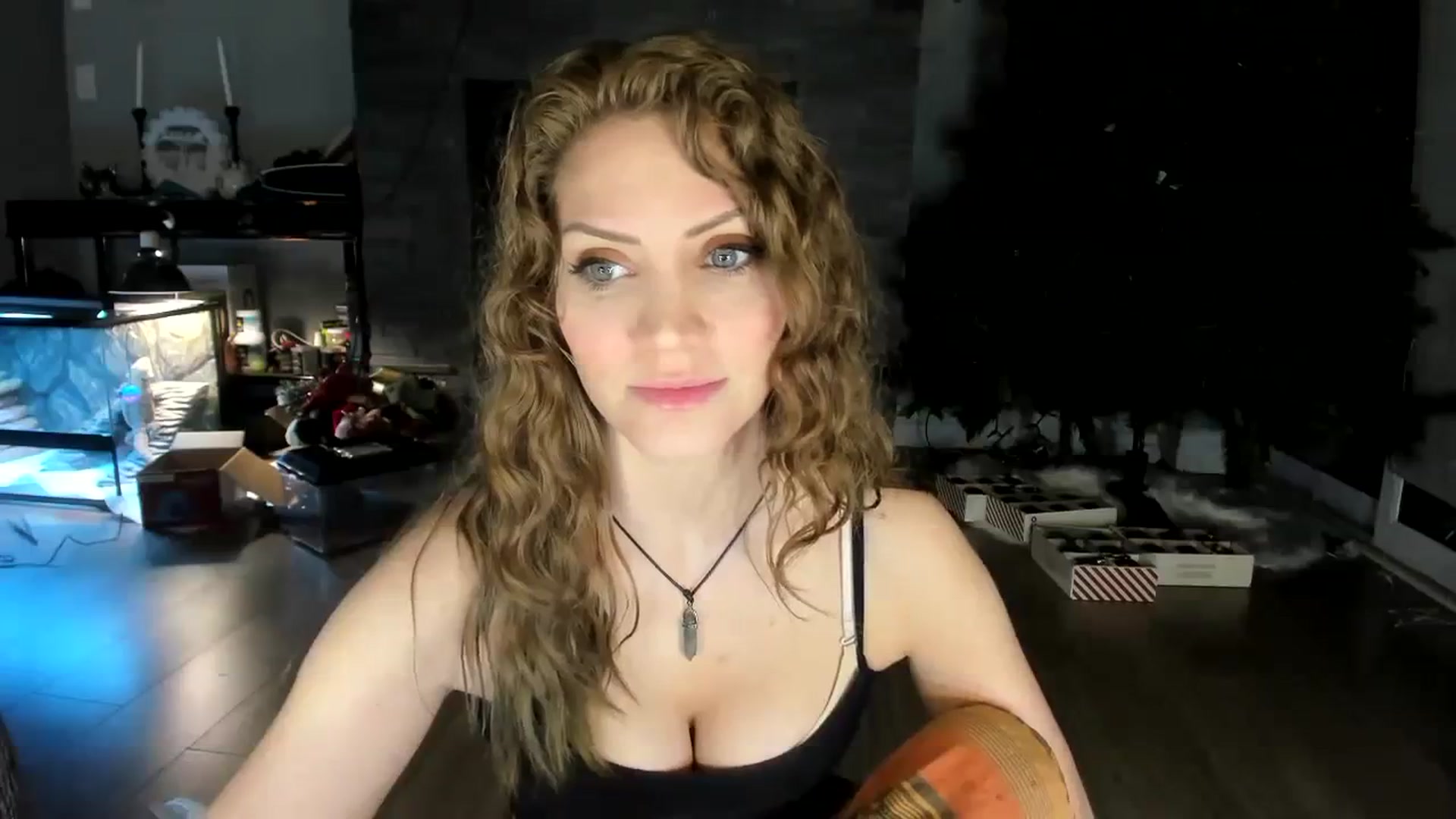 Gallery image thumbnail from Laurel's myfreecams stream on, 01/06/2024, 04:22 image 7 of 20