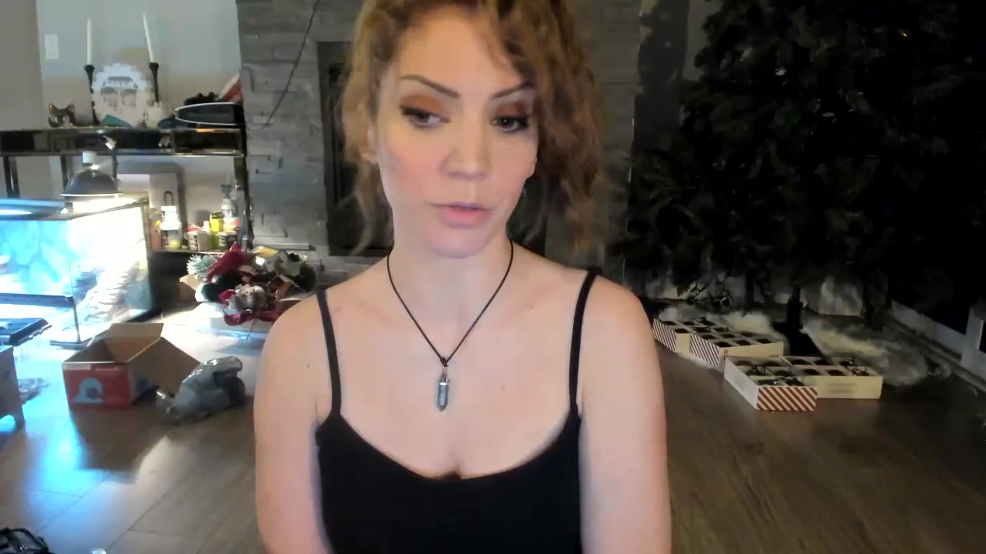 Gallery image thumbnail from Laurel's myfreecams stream on, 01/06/2024, 08:50 image 18 of 20