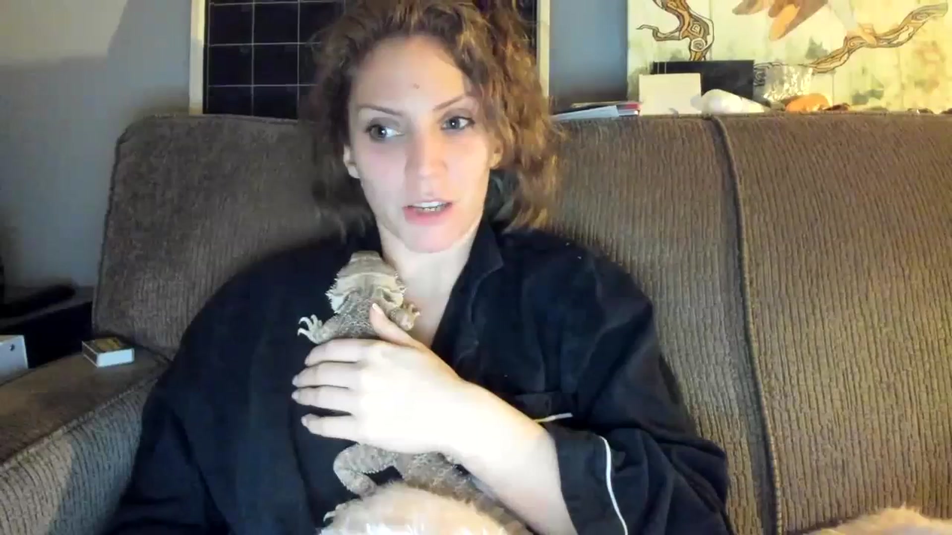 Gallery image thumbnail from Laurel's myfreecams stream on, 01/06/2024, 09:36 image 8 of 20