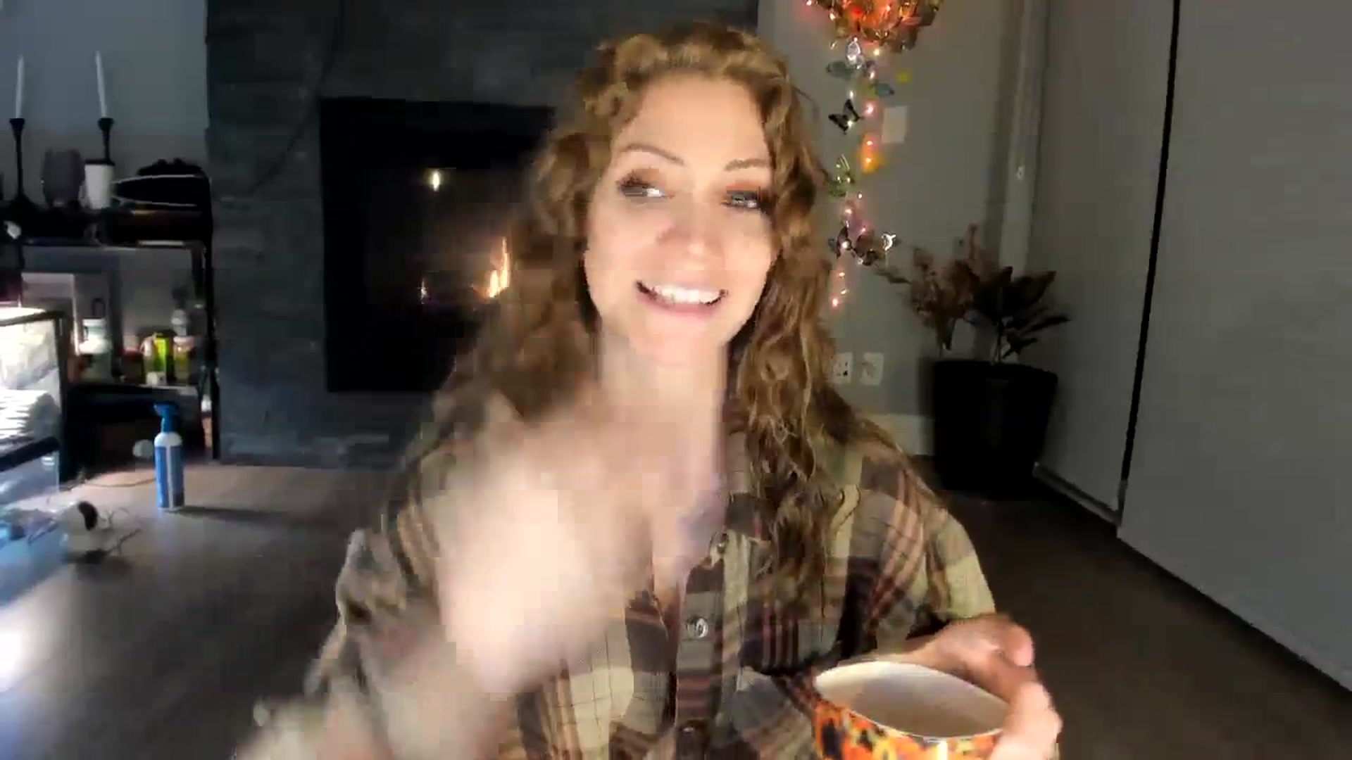 Gallery image thumbnail from Laurel's myfreecams stream on, 01/10/2024, 03:23 image 11 of 20