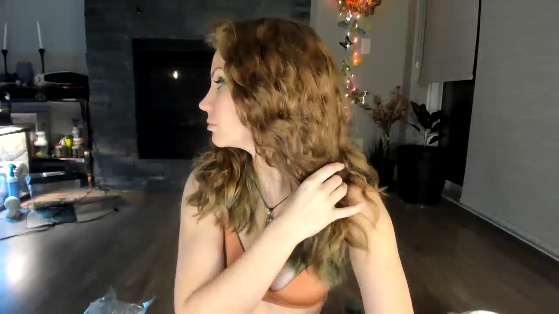 Gallery image thumbnail from Laurel's myfreecams stream on, 01/12/2024, 04:09 image 13 of 20