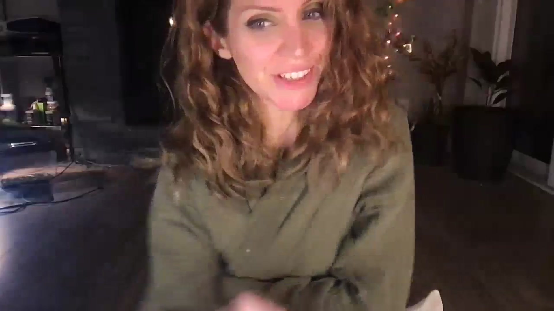 Gallery image thumbnail from Laurel's myfreecams stream on, 01/12/2024, 12:01 image 15 of 20