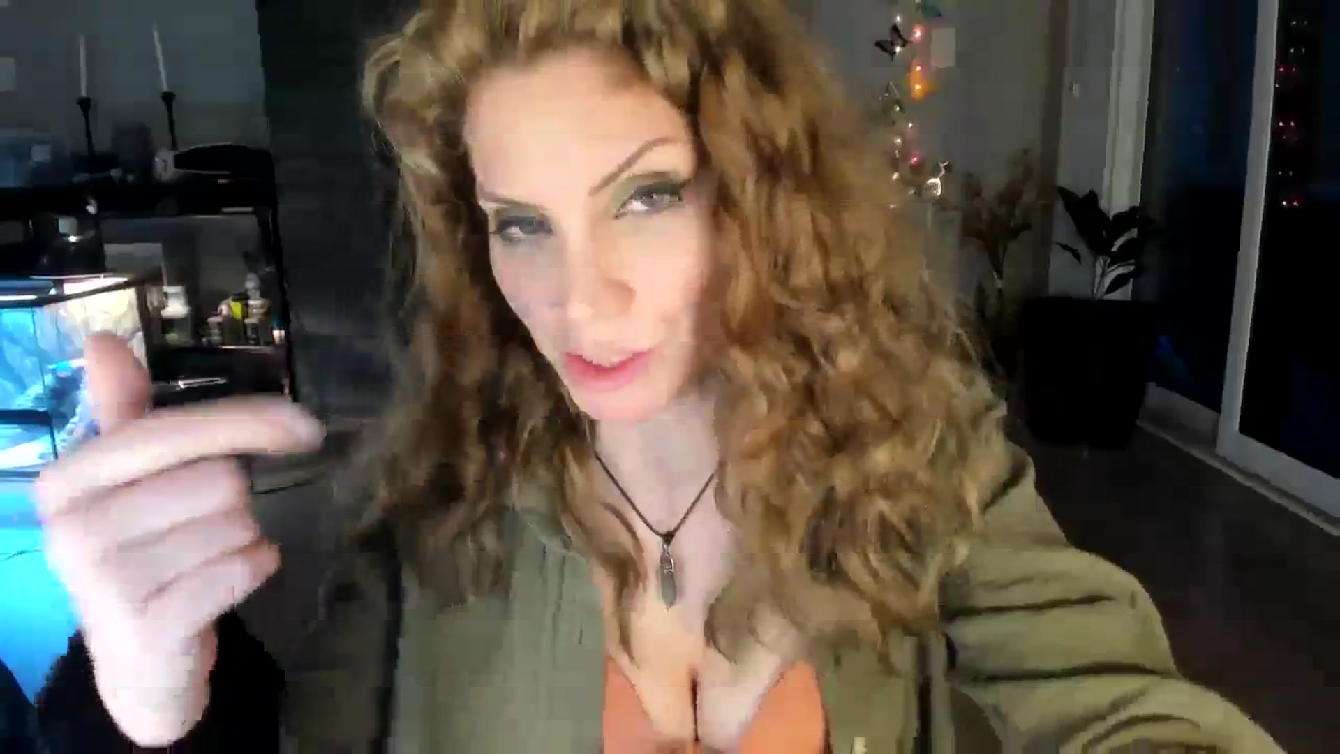 Gallery image thumbnail from Laurel's myfreecams stream on, 01/12/2024, 14:01 image 9 of 20