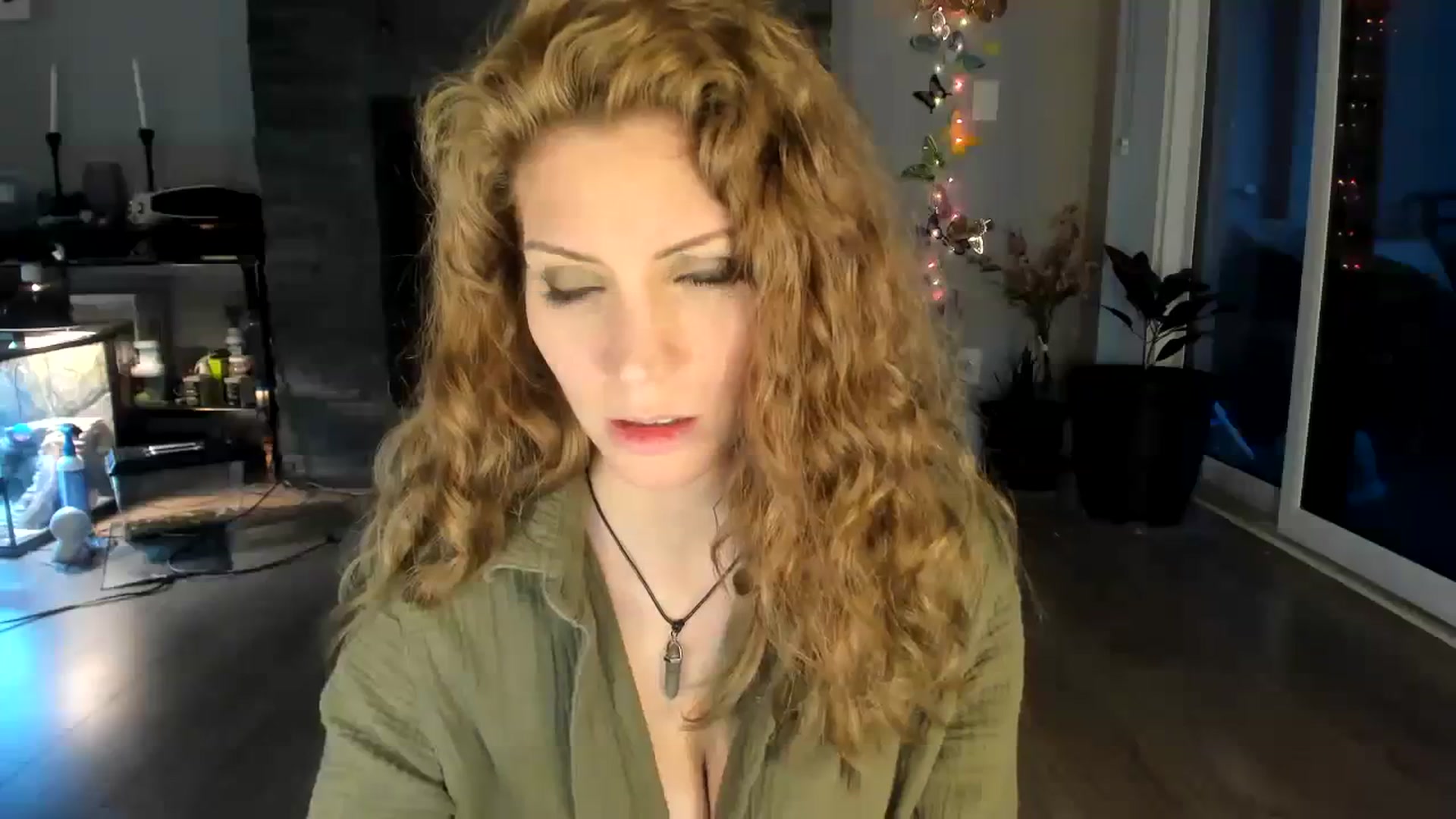 Gallery image thumbnail from Laurel's myfreecams stream on, 01/12/2024, 14:01 image 11 of 20
