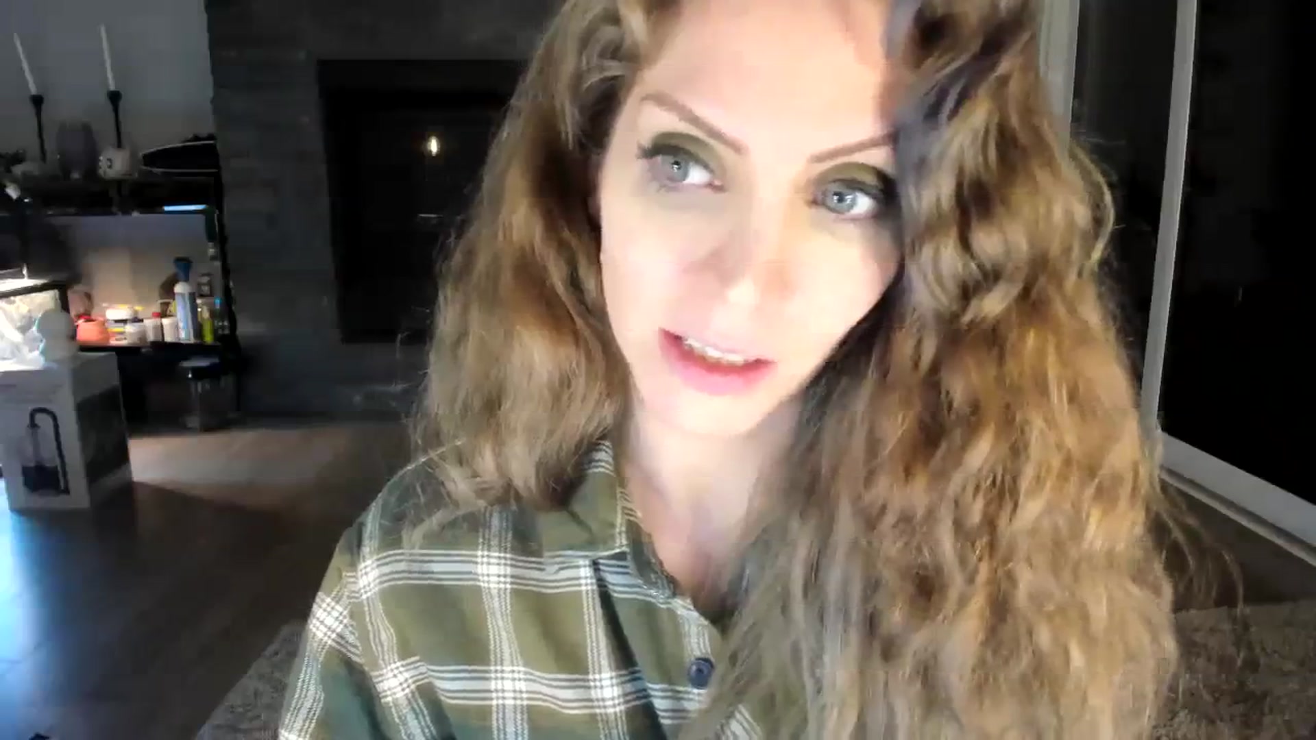 Gallery image thumbnail from Laurel's myfreecams stream on, 01/26/2024, 06:55 image 19 of 20