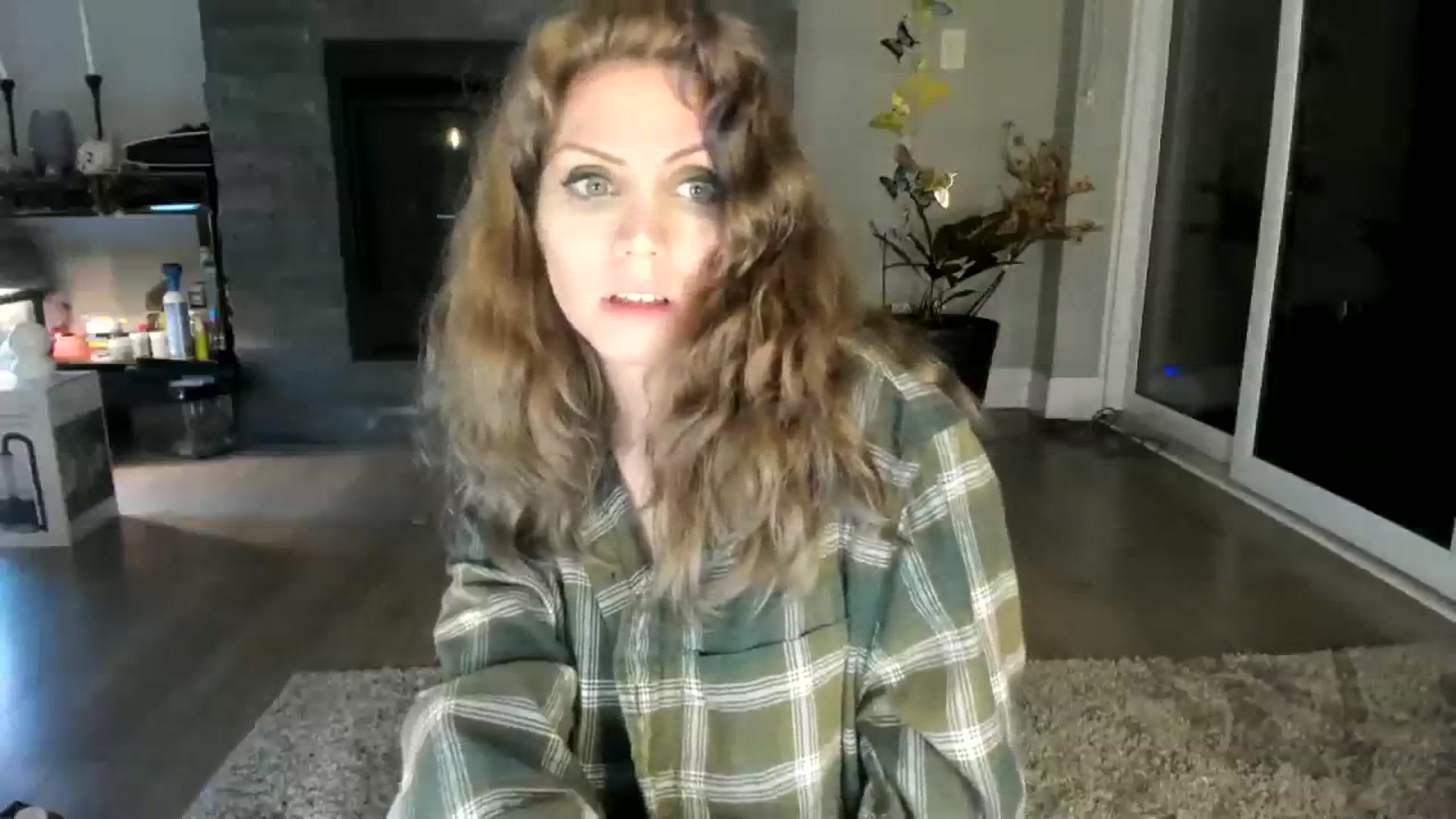 Gallery image thumbnail from Laurel's myfreecams stream on, 01/26/2024, 07:41 image 20 of 20