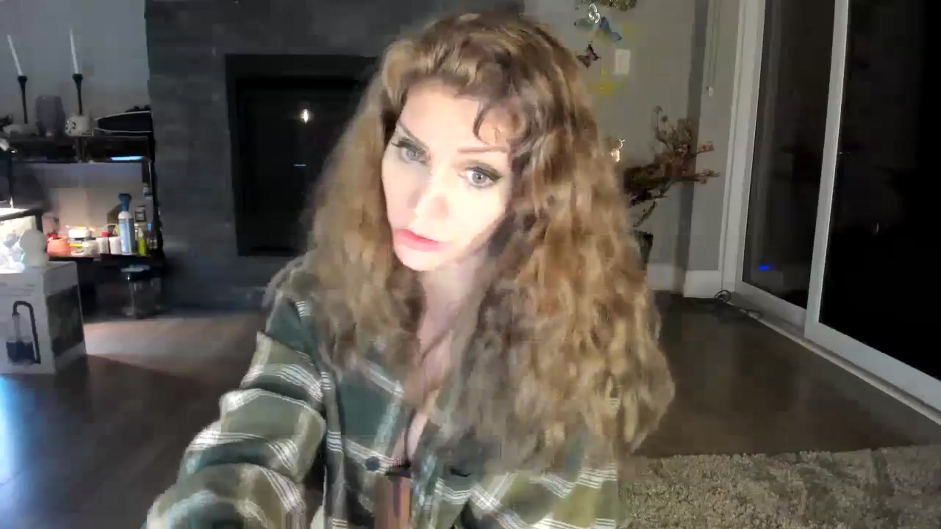 Gallery image thumbnail from Laurel's myfreecams stream on, 01/26/2024, 08:01 image 8 of 20