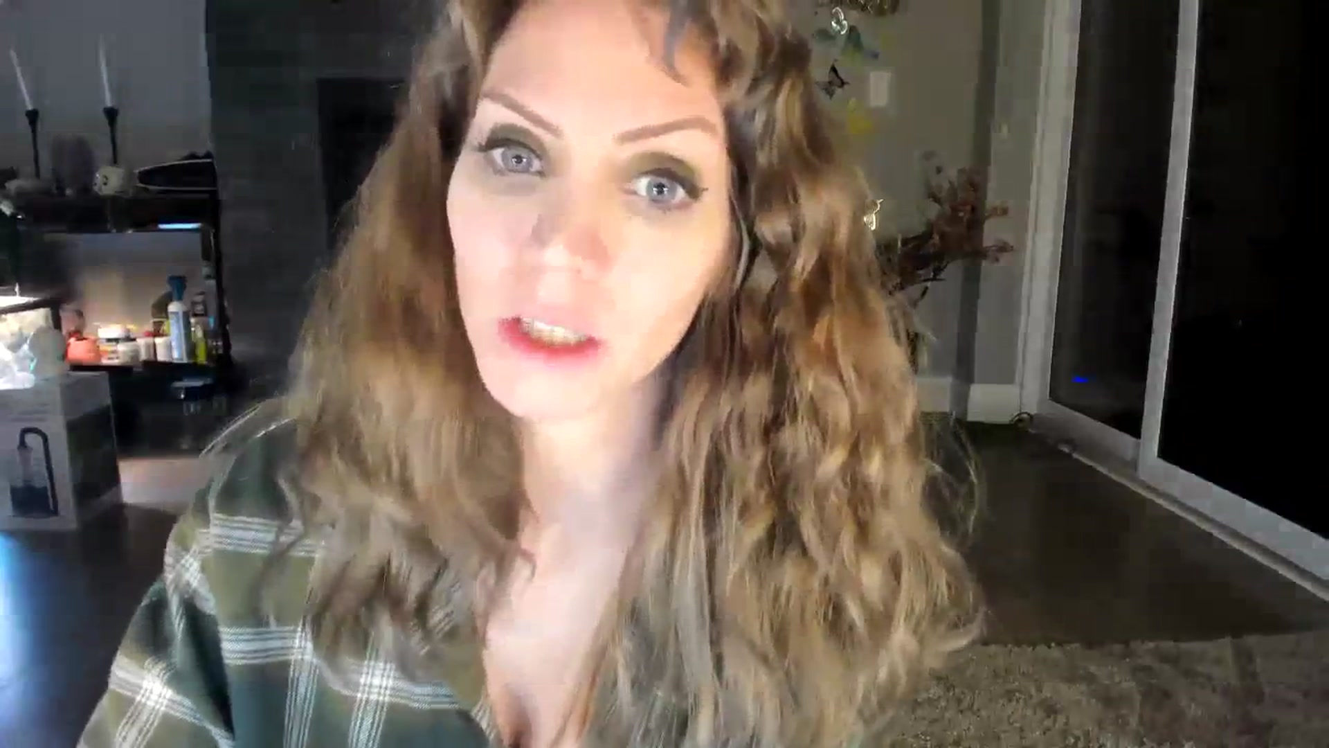 Gallery image thumbnail from Laurel's myfreecams stream on, 01/26/2024, 08:01 image 5 of 20