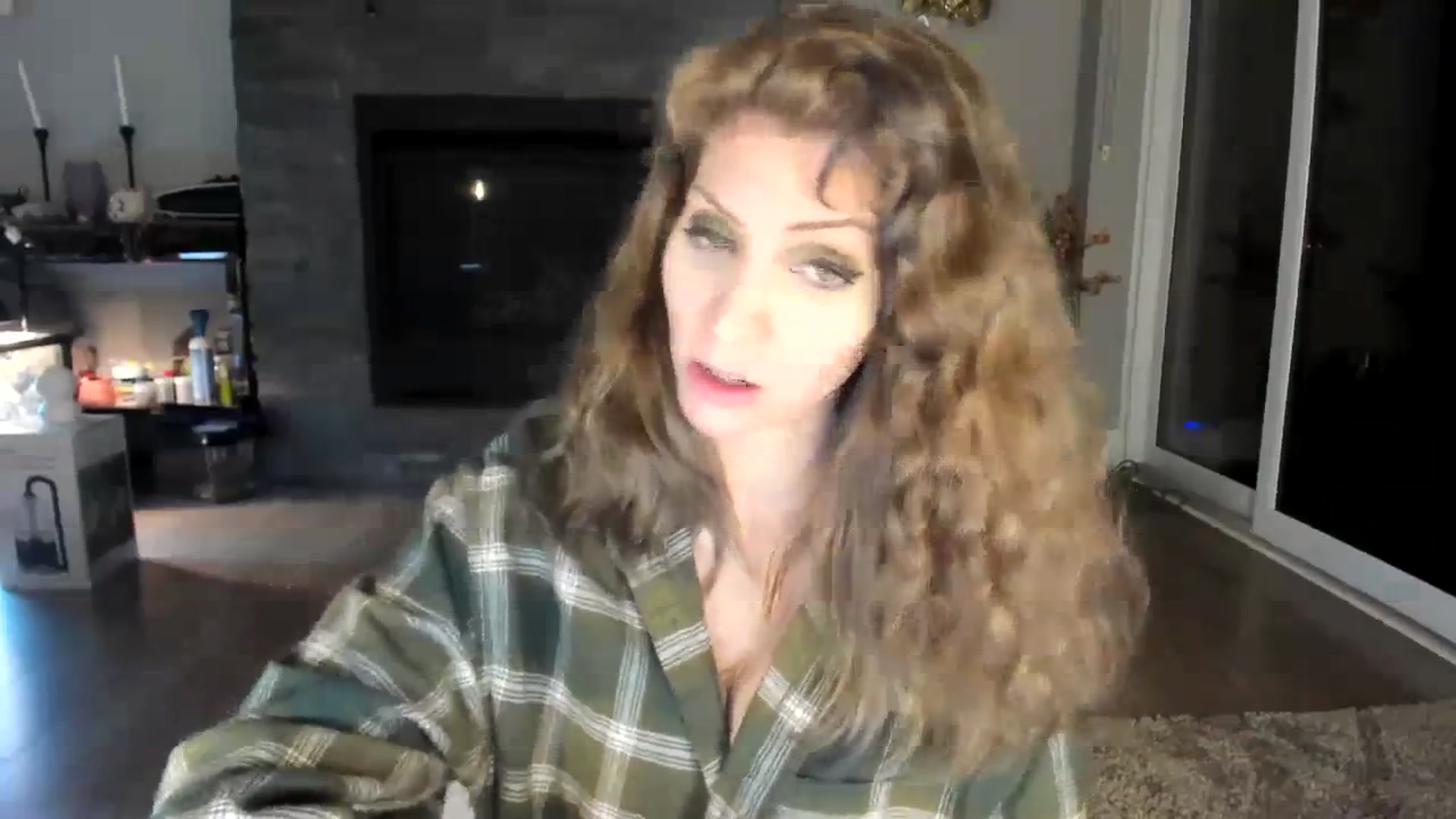 Gallery image thumbnail from Laurel's myfreecams stream on, 01/26/2024, 08:01 image 16 of 20