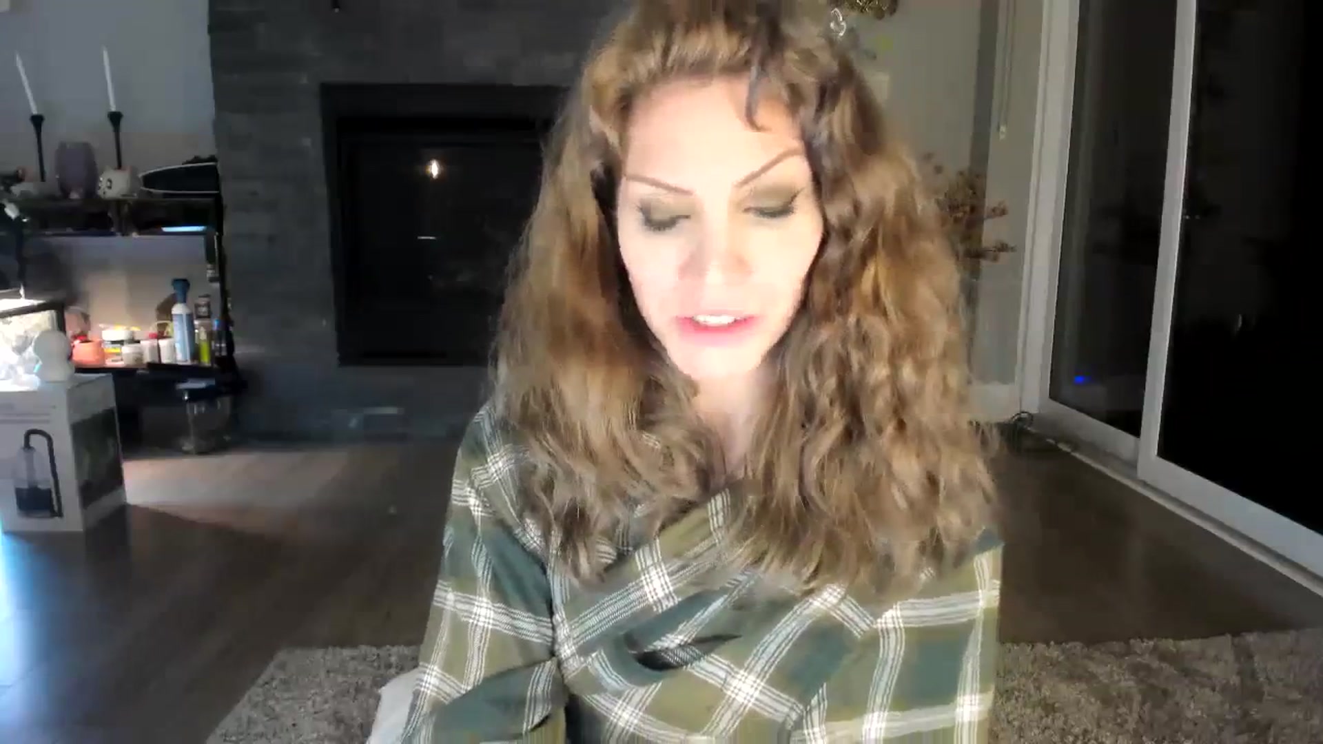 Gallery image thumbnail from Laurel's myfreecams stream on, 01/26/2024, 08:01 image 12 of 20