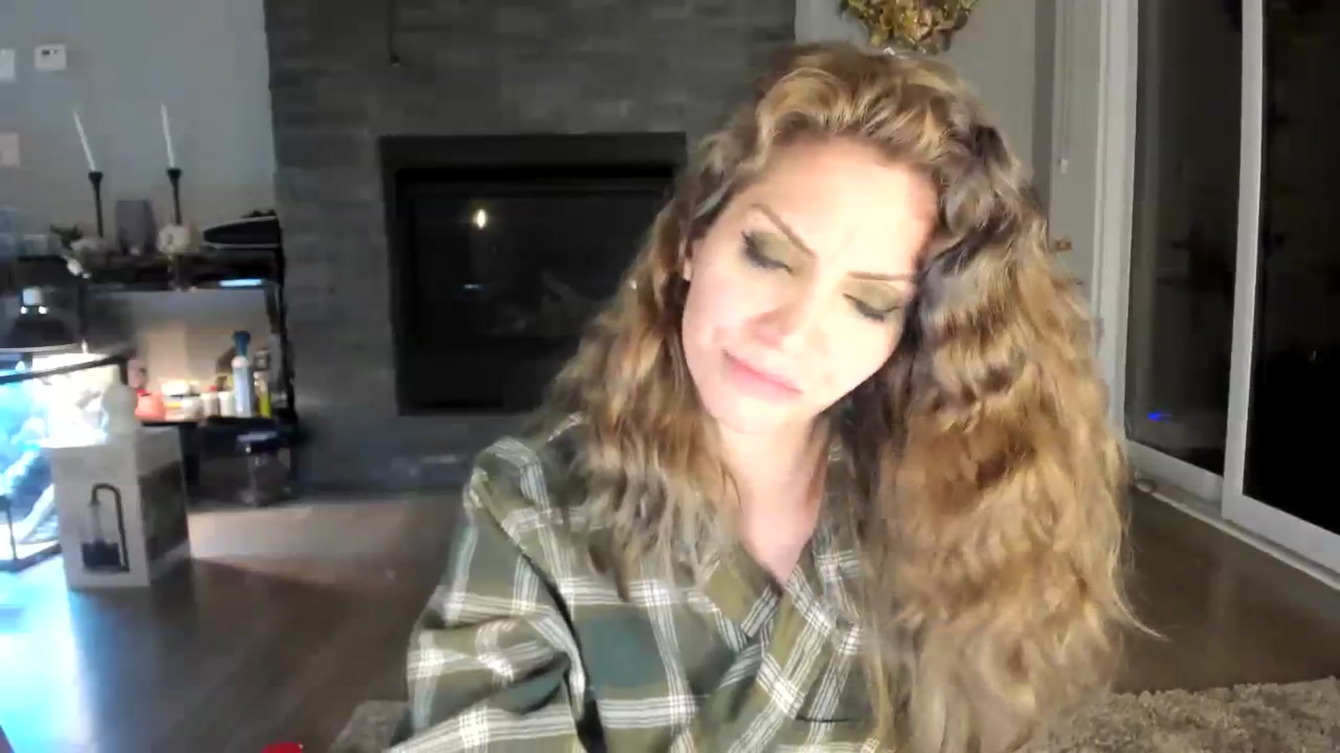 Gallery image thumbnail from Laurel's myfreecams stream on, 01/26/2024, 09:28 image 6 of 20