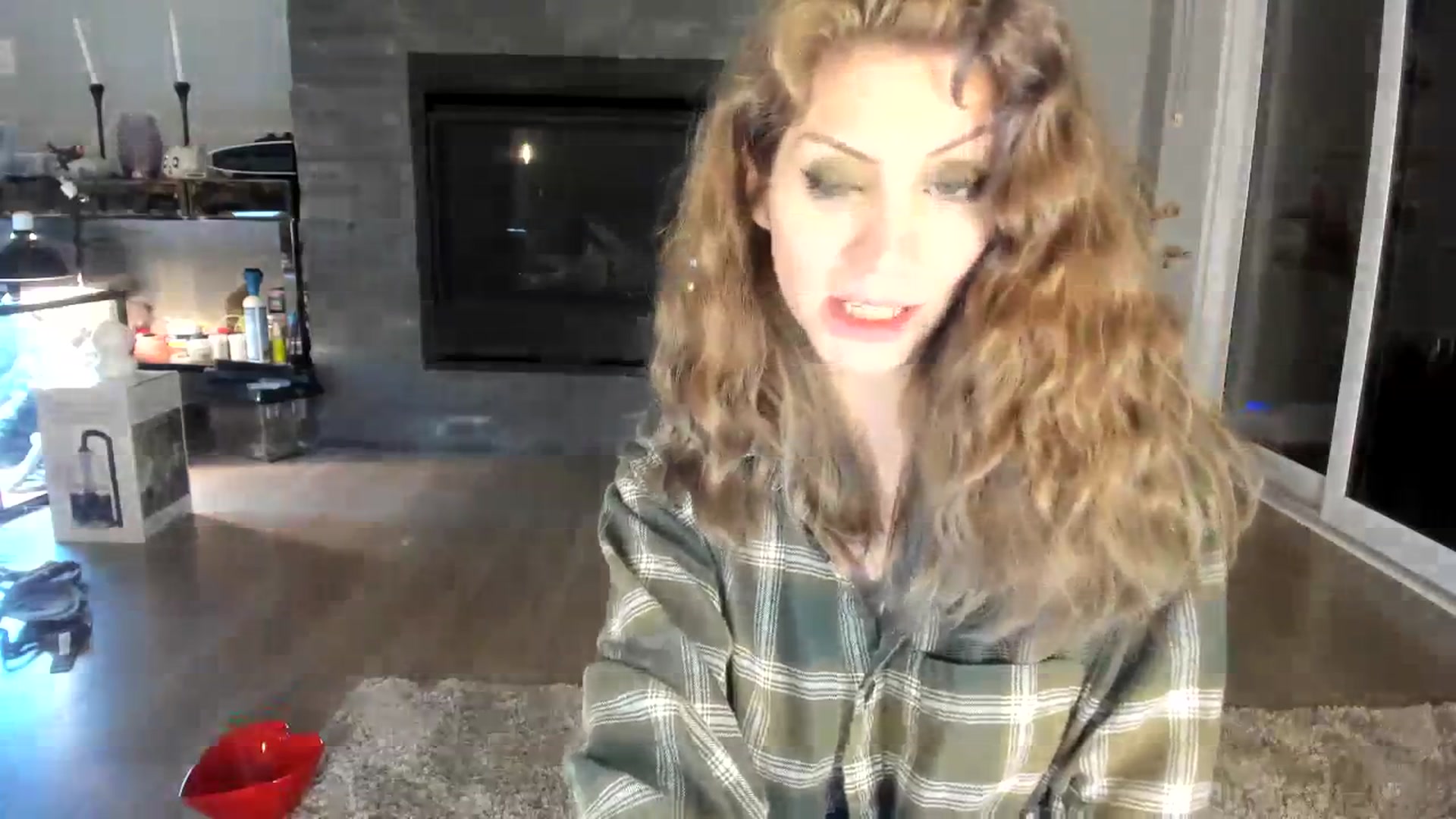 Gallery image thumbnail from Laurel's myfreecams stream on, 01/26/2024, 09:57 image 6 of 20