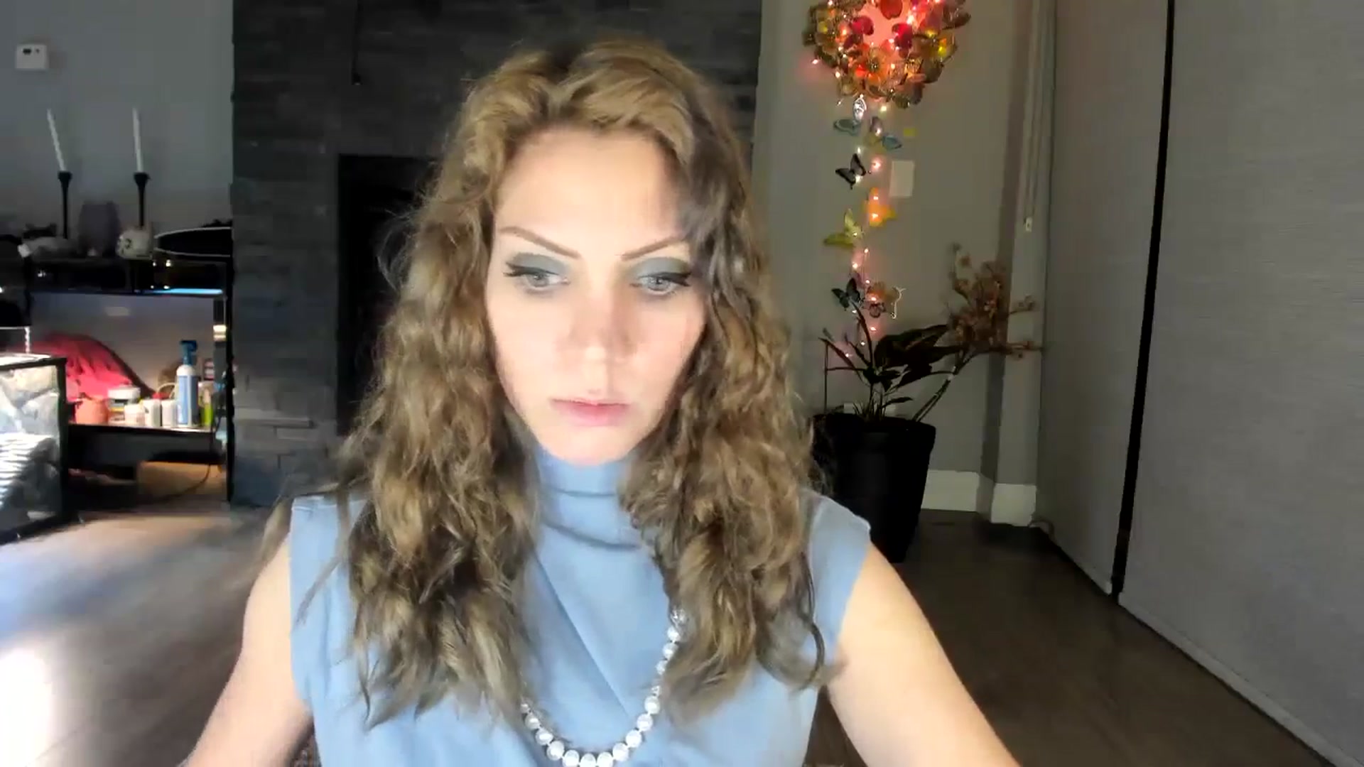 Gallery image thumbnail from Laurel's myfreecams stream on, 01/29/2024, 02:53 image 12 of 20