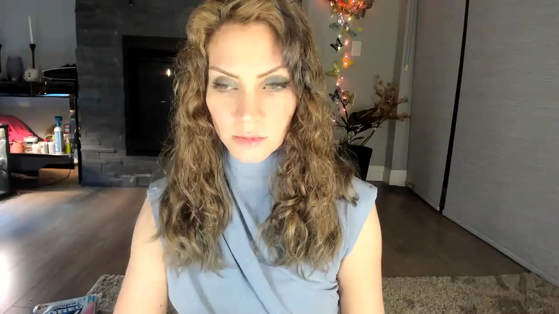 Gallery image thumbnail from Laurel's myfreecams stream on, 01/29/2024, 02:53 image 5 of 20