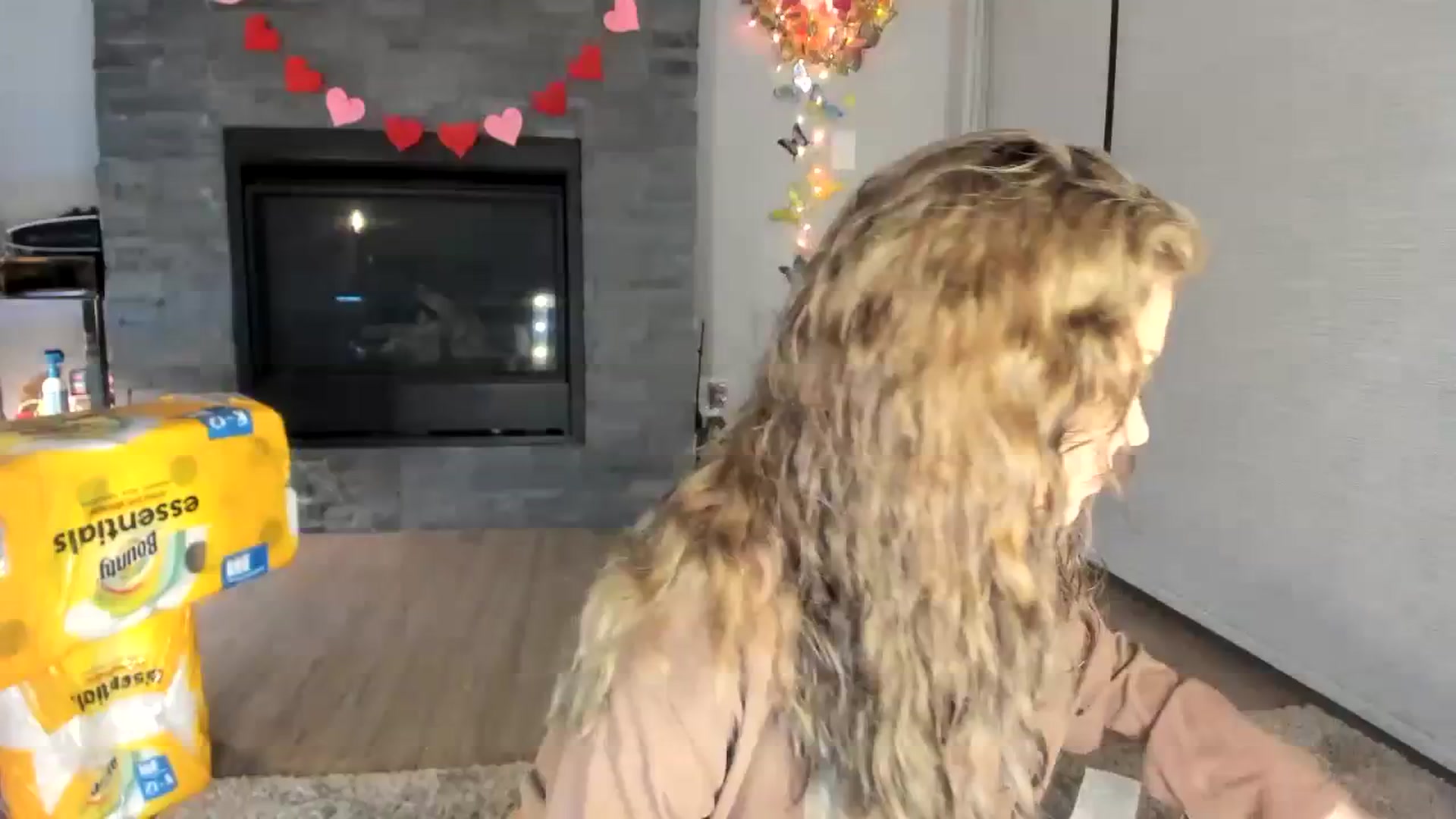 Gallery image thumbnail from Laurel's myfreecams stream on, 01/30/2024, 03:24 image 6 of 20