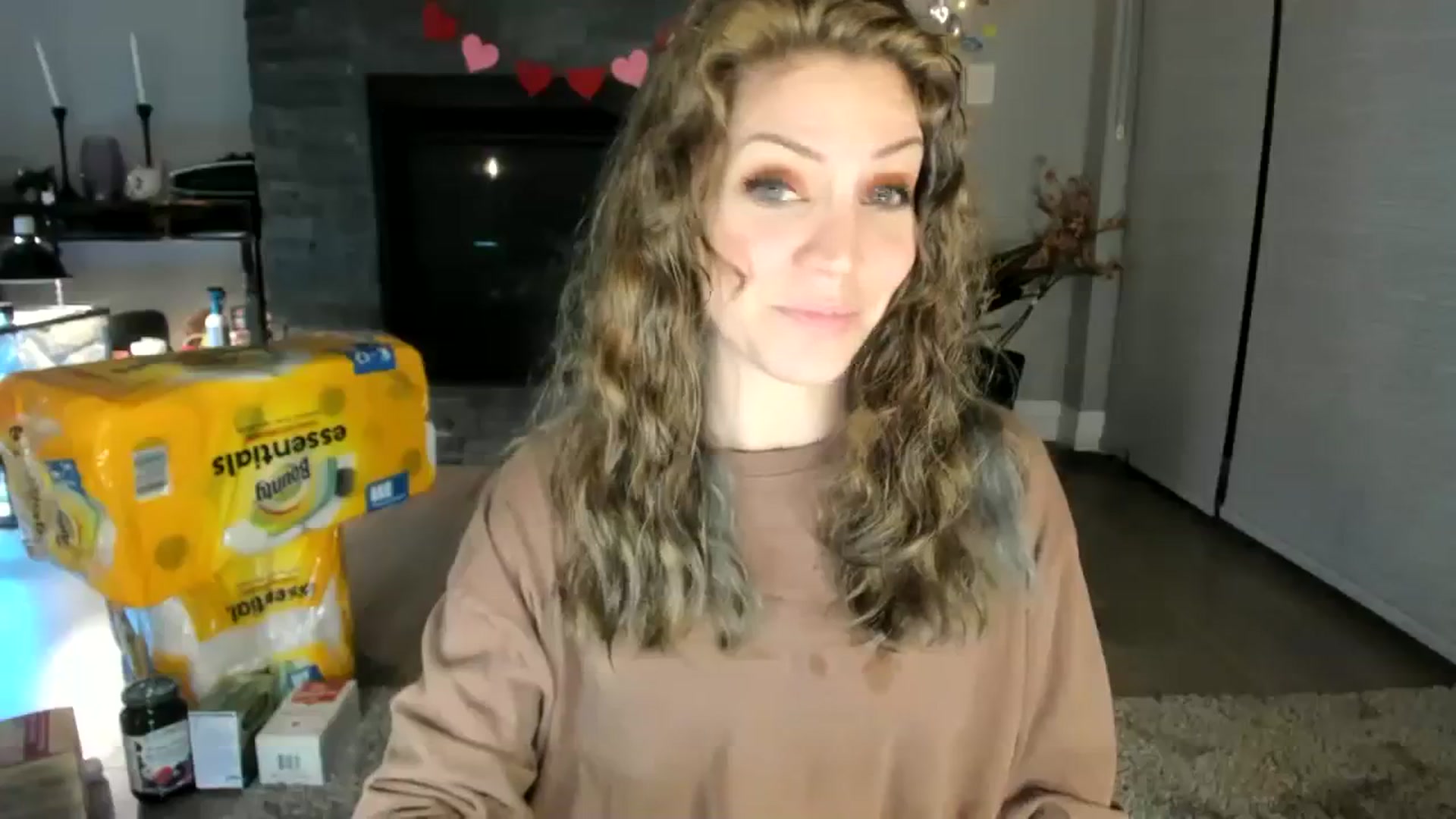 Gallery image thumbnail from Laurel's myfreecams stream on, 01/30/2024, 03:24 image 9 of 20