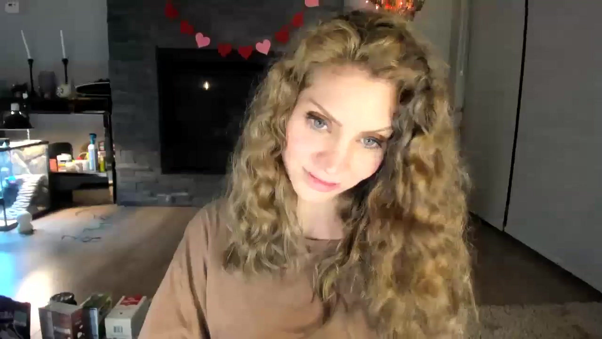 Gallery image thumbnail from Laurel's myfreecams stream on, 01/30/2024, 06:38 image 13 of 20