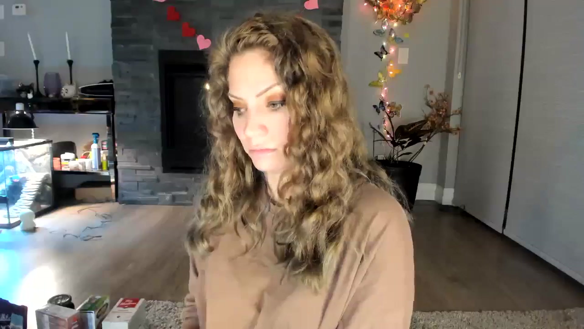 Gallery image thumbnail from Laurel's myfreecams stream on, 01/30/2024, 06:38 image 2 of 20