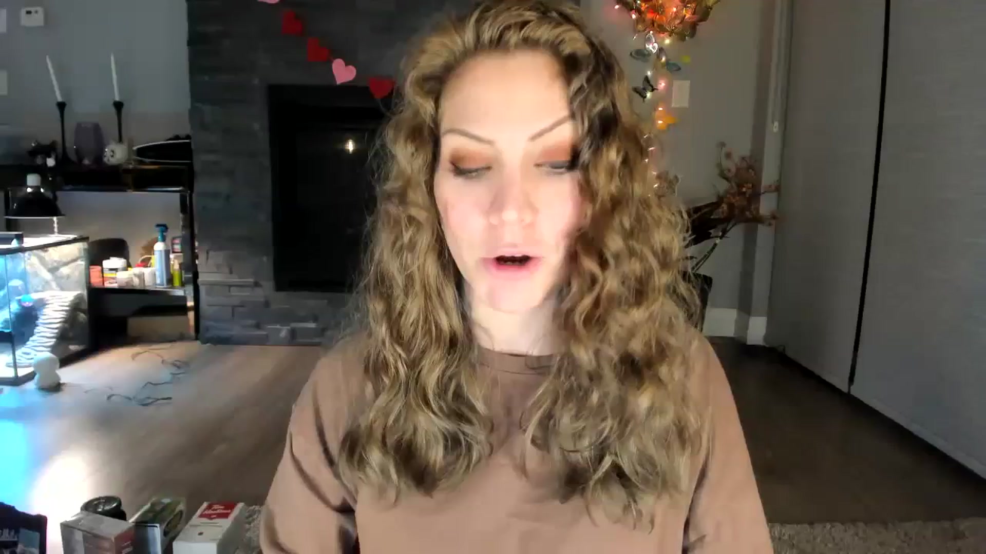 Gallery image thumbnail from Laurel's myfreecams stream on, 01/30/2024, 06:38 image 1 of 20
