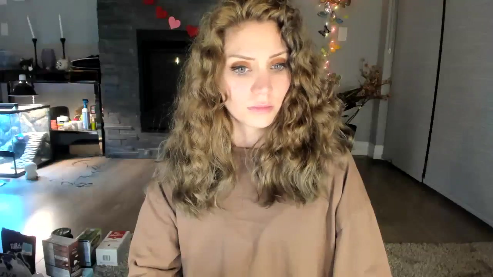 Gallery image thumbnail from Laurel's myfreecams stream on, 01/30/2024, 06:38 image 9 of 20
