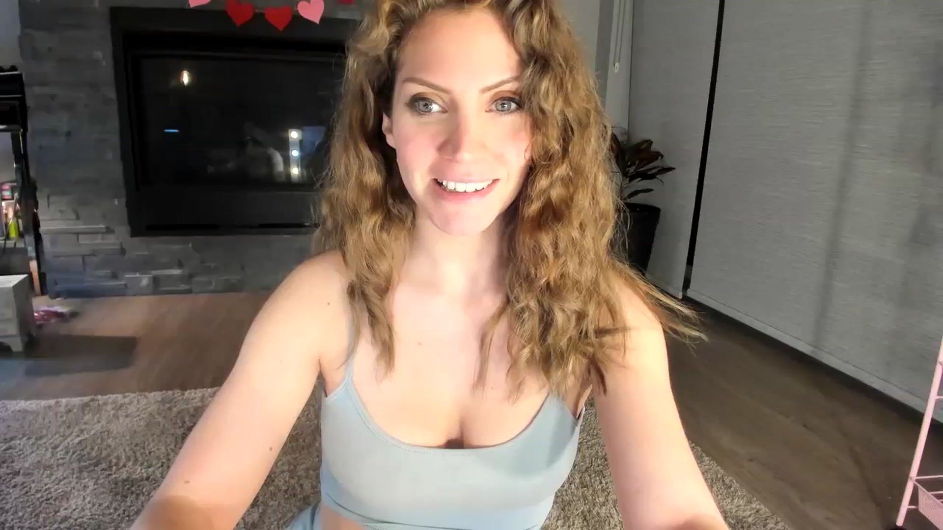 Gallery image thumbnail from Laurel's myfreecams stream on, 02/03/2024, 04:41 image 8 of 20