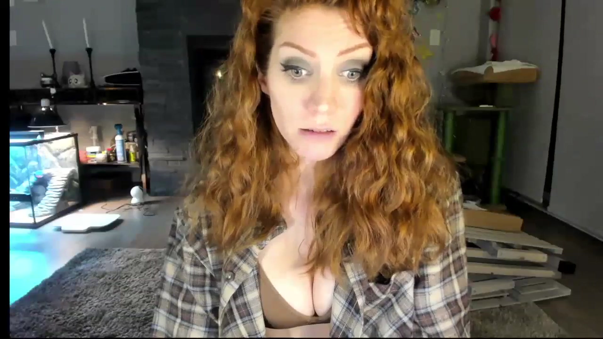 Gallery image thumbnail from Laurel's myfreecams stream on, 02/14/2024, 05:10 image 13 of 20