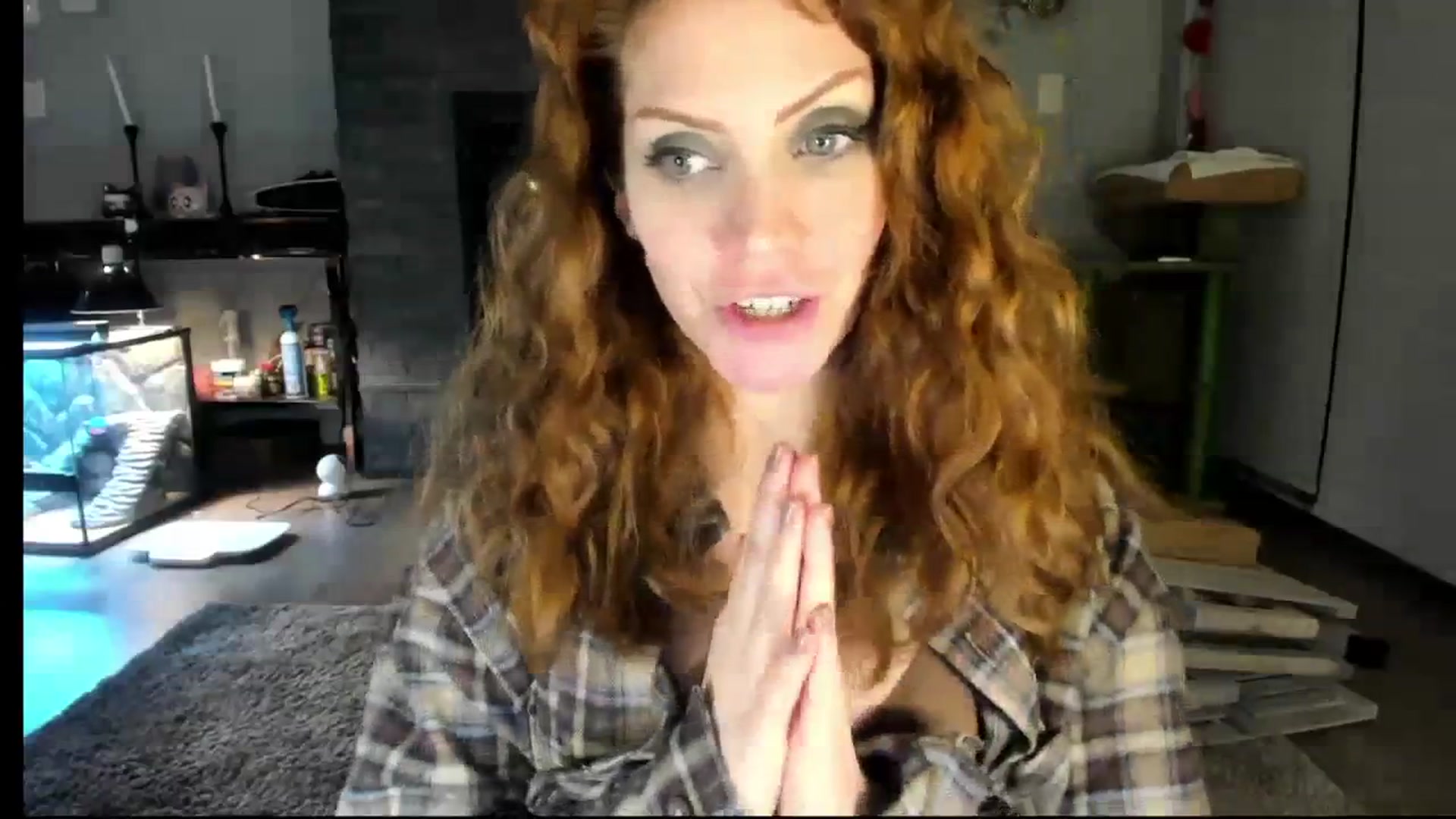 Gallery image thumbnail from Laurel's myfreecams stream on, 02/14/2024, 05:10 image 4 of 20