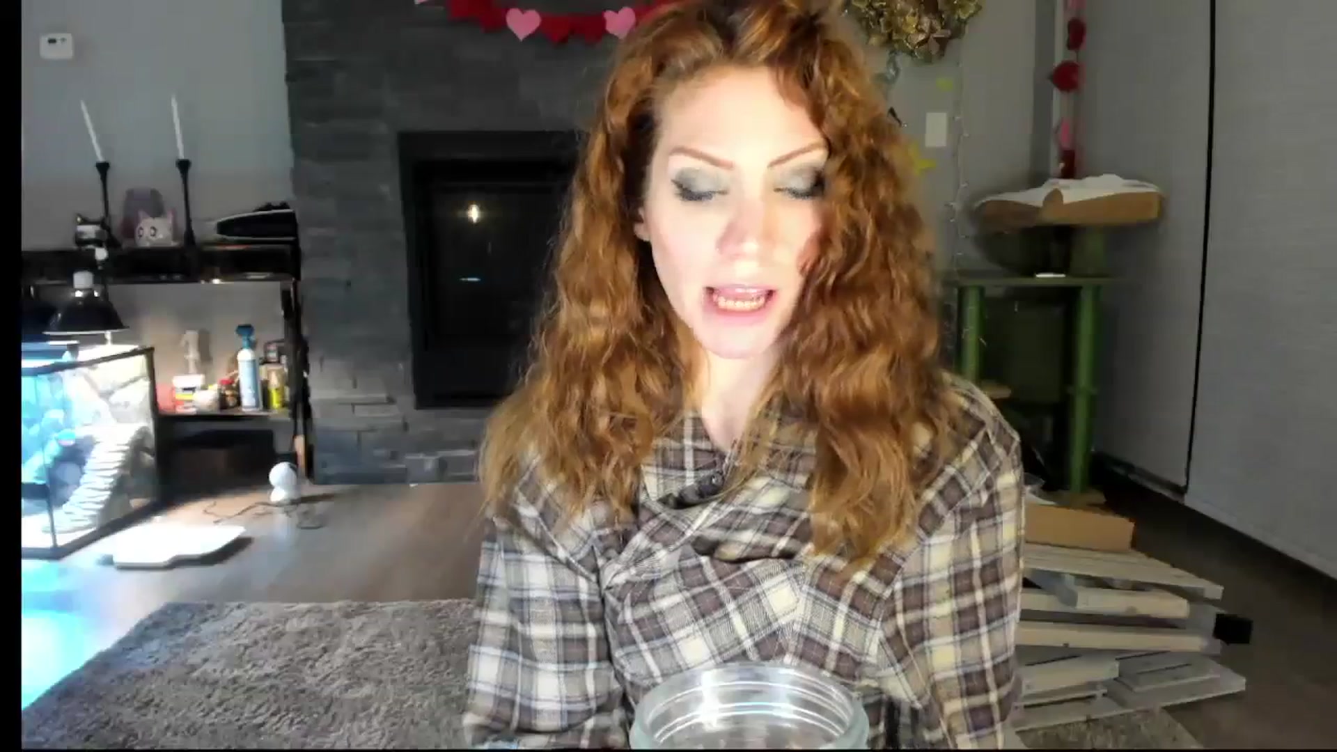 Gallery image thumbnail from Laurel's myfreecams stream on, 02/14/2024, 07:44 image 18 of 20