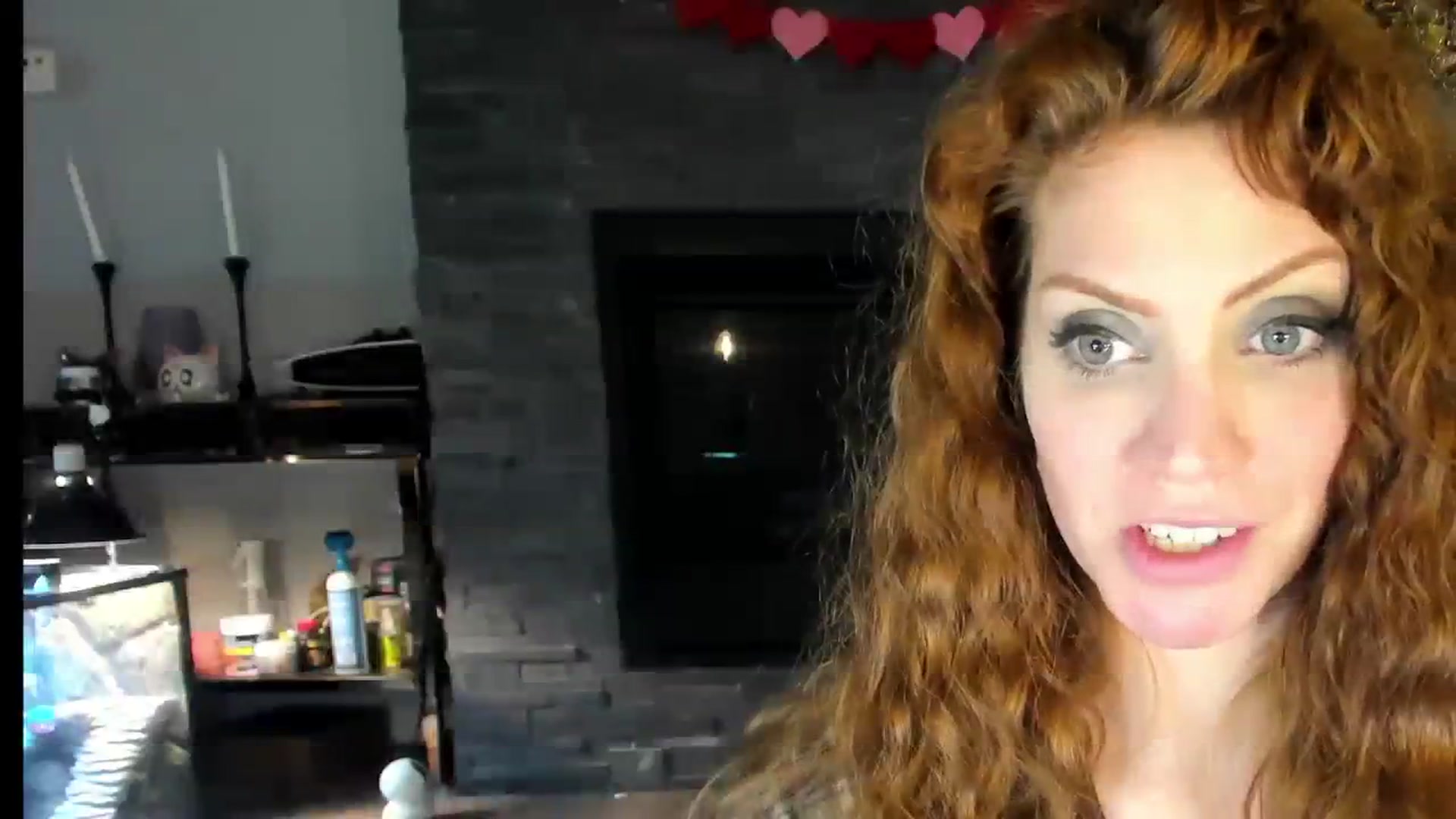 Gallery image thumbnail from Laurel's myfreecams stream on, 02/14/2024, 09:07 image 4 of 20