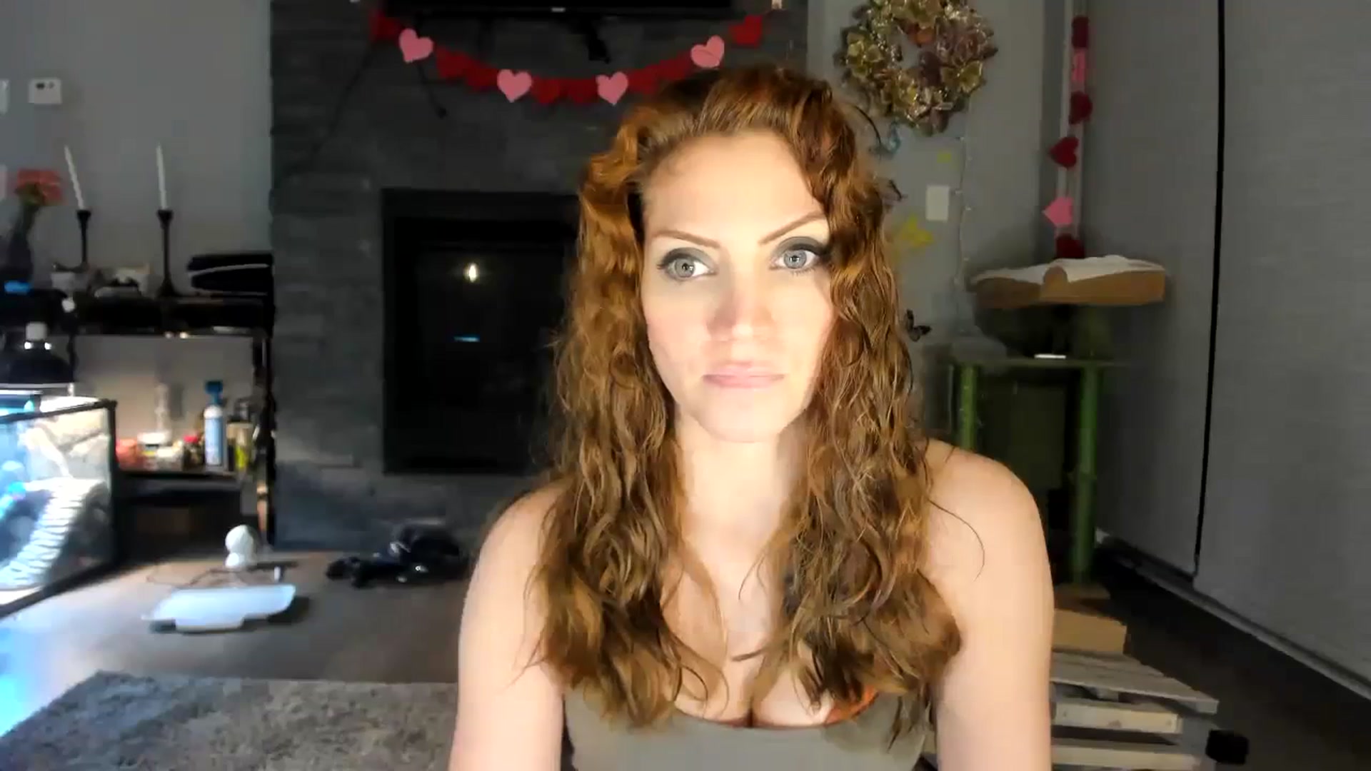 Gallery image thumbnail from Laurel's myfreecams stream on, 02/16/2024, 05:54 image 5 of 20