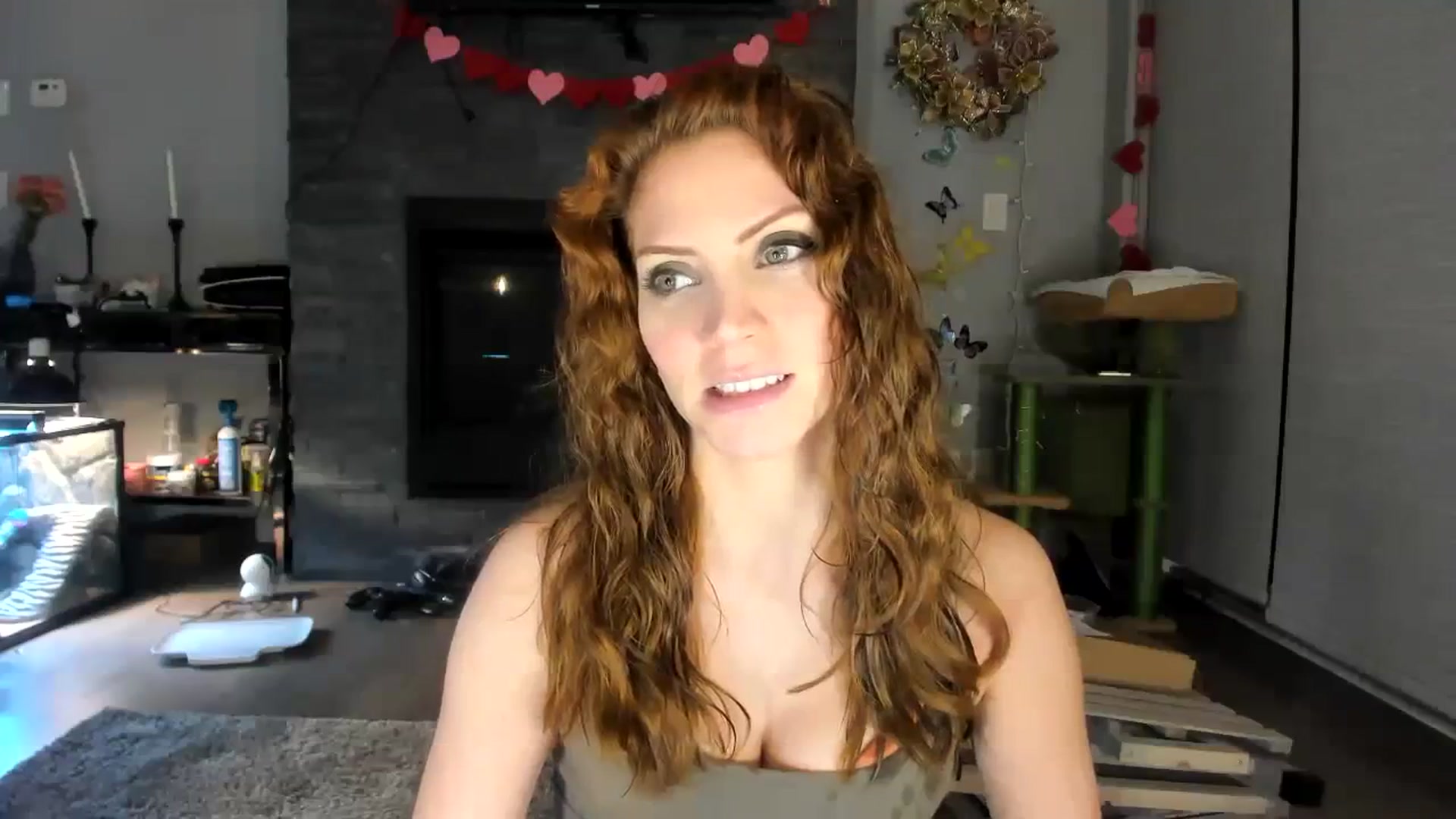Gallery image thumbnail from Laurel's myfreecams stream on, 02/16/2024, 05:54 image 3 of 20