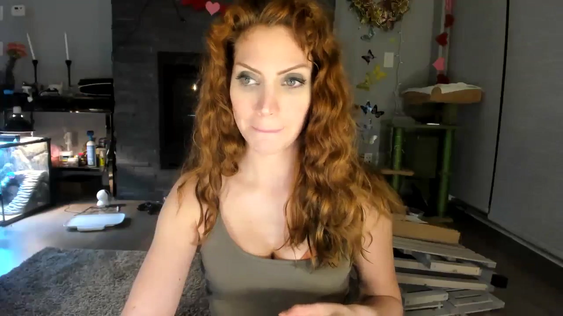 Gallery image thumbnail from Laurel's myfreecams stream on, 02/16/2024, 05:54 image 15 of 20