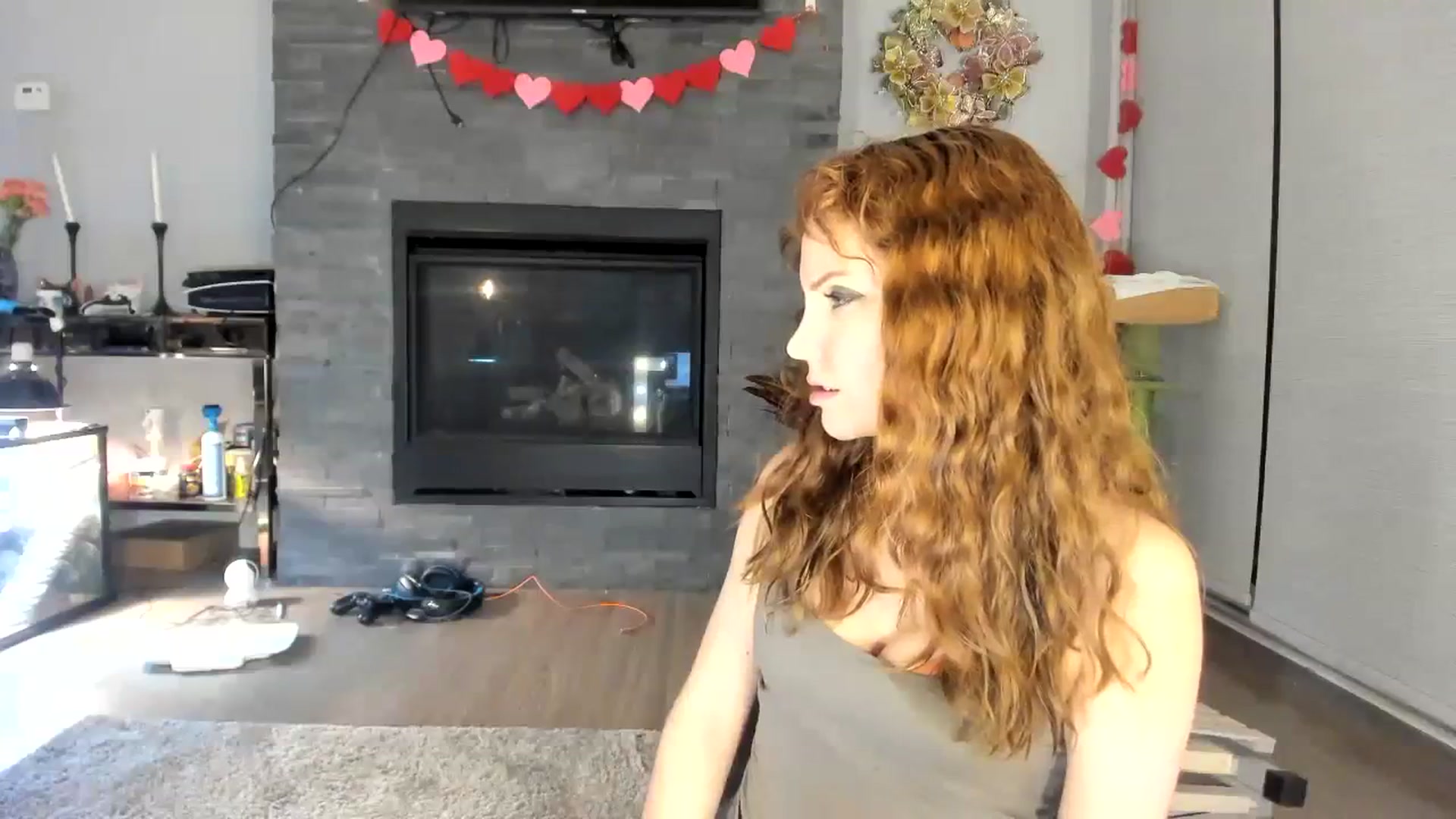 Gallery image thumbnail from Laurel's myfreecams stream on, 02/16/2024, 05:54 image 14 of 20