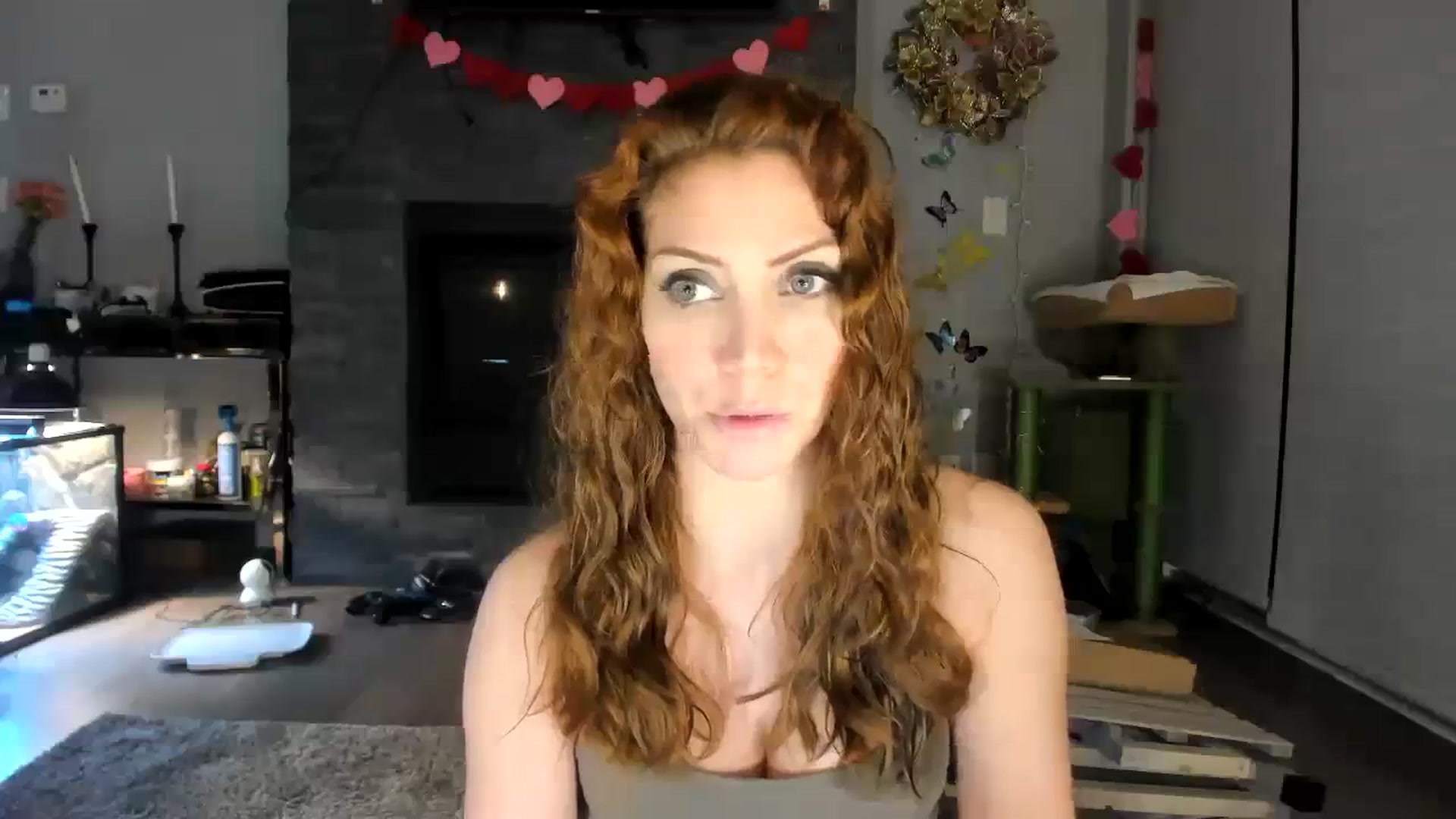 Gallery image thumbnail from Laurel's myfreecams stream on, 02/16/2024, 05:54 image 6 of 20