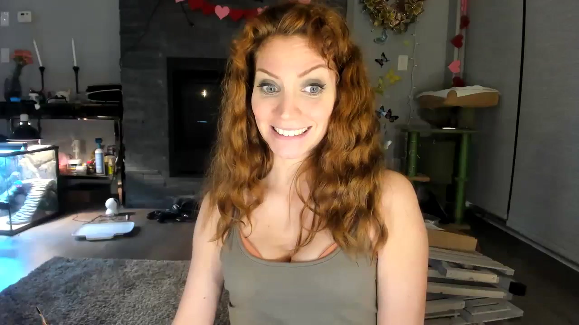 Gallery image thumbnail from Laurel's myfreecams stream on, 02/16/2024, 06:43 image 18 of 20