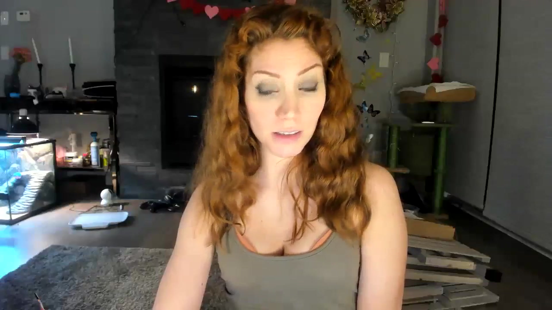 Gallery image thumbnail from Laurel's myfreecams stream on, 02/16/2024, 06:43 image 19 of 20